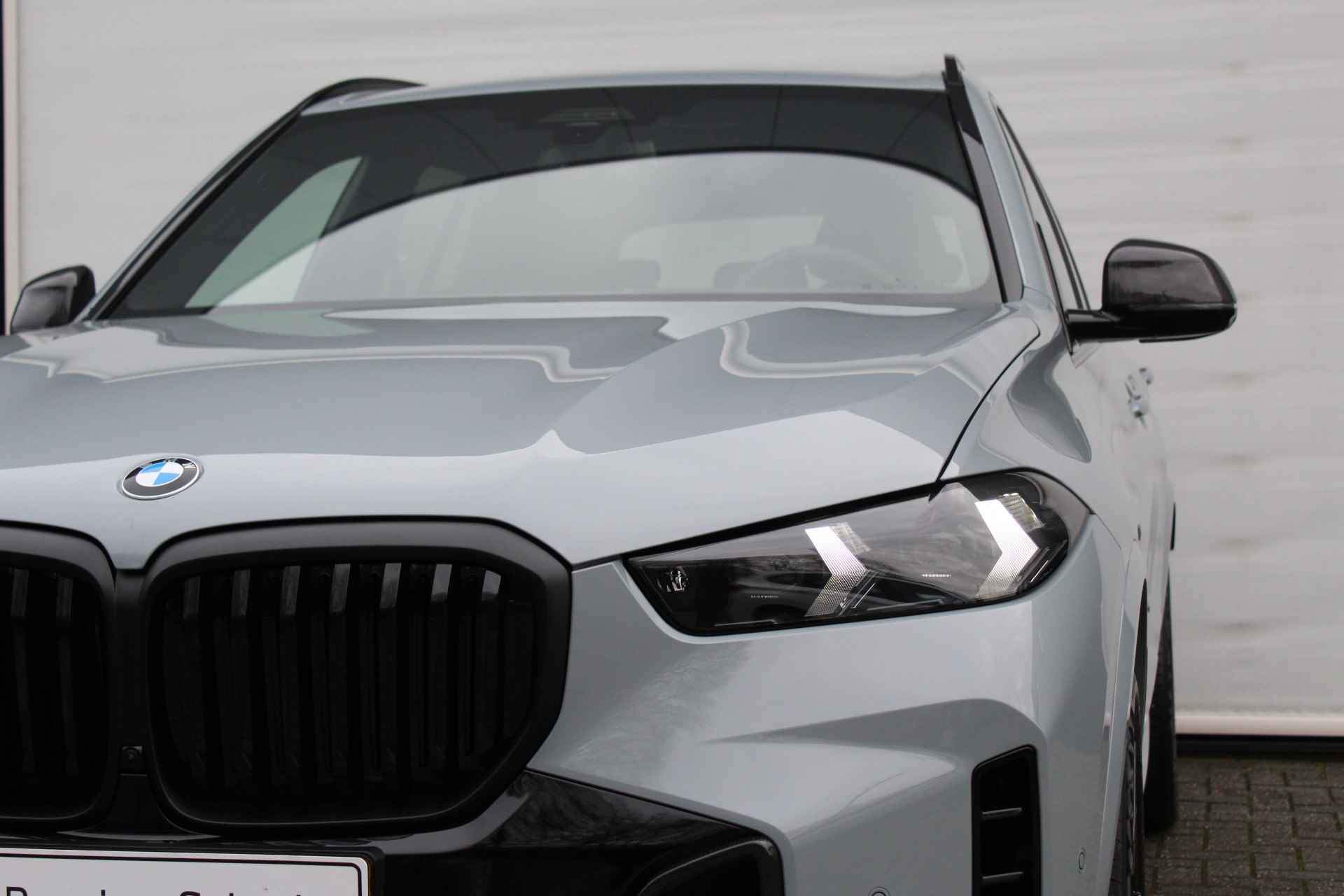 BMW X5 xDrive40i High Executive M Sport Automaat / Trekhaak / Massagefunctie / Parking Assistant Professional / Soft-Close / Adaptief M Onderstel / Gesture Control - 17/39