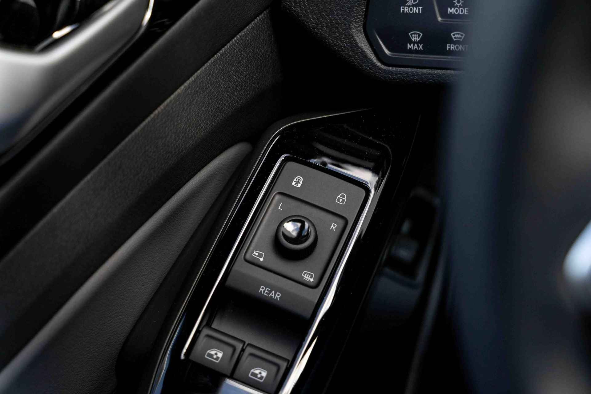 Volkswagen ID.5 286pk Pro Business 77 kWh | Massage Functie | Interieur Style Pakket Plus - 35/56