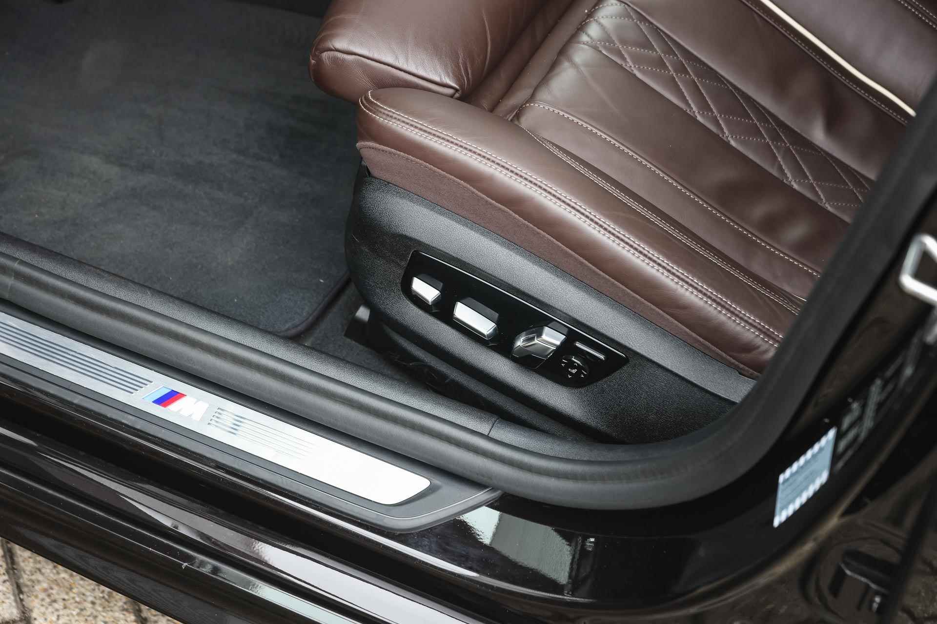 BMW 5 Serie Touring 530i High Executive M Sport Automaat / Panoramadak / 20" / Harman Kardon / Head-Up / Comfort Access / Live Cockpit Professional / Adaptieve LED - 9/41