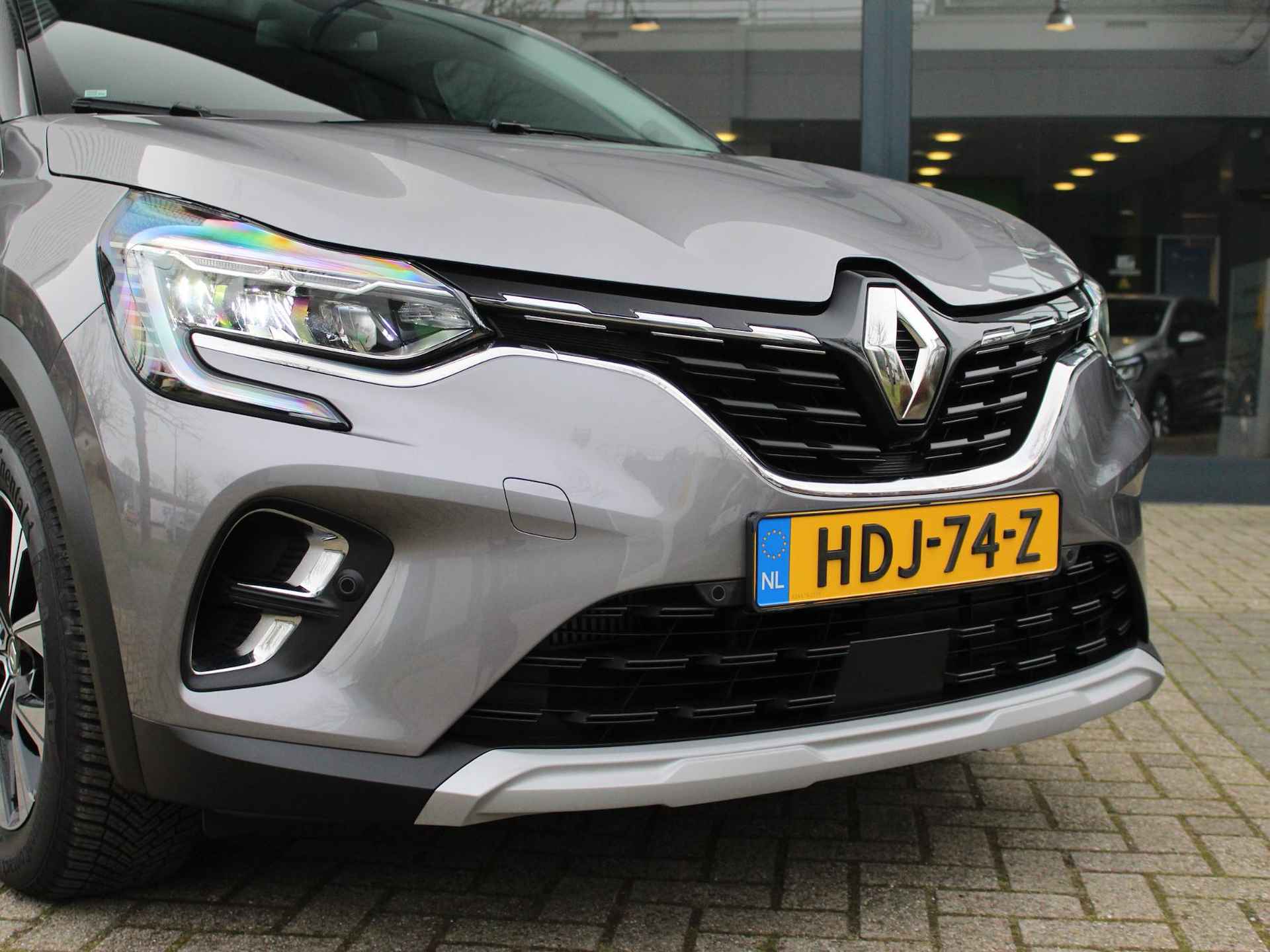 Renault Captur 1.3 TCe 140 EDC Techno AUTOMAAT / 9,3'' NAVI / 10,25'' COCKPIT / CAMERA / PDC / ADAPT. CRUISE / STOELV. / STUURV. / VOORRUITV. / CLIMATE / 17'' LMV ALL-SEASON - 14/62