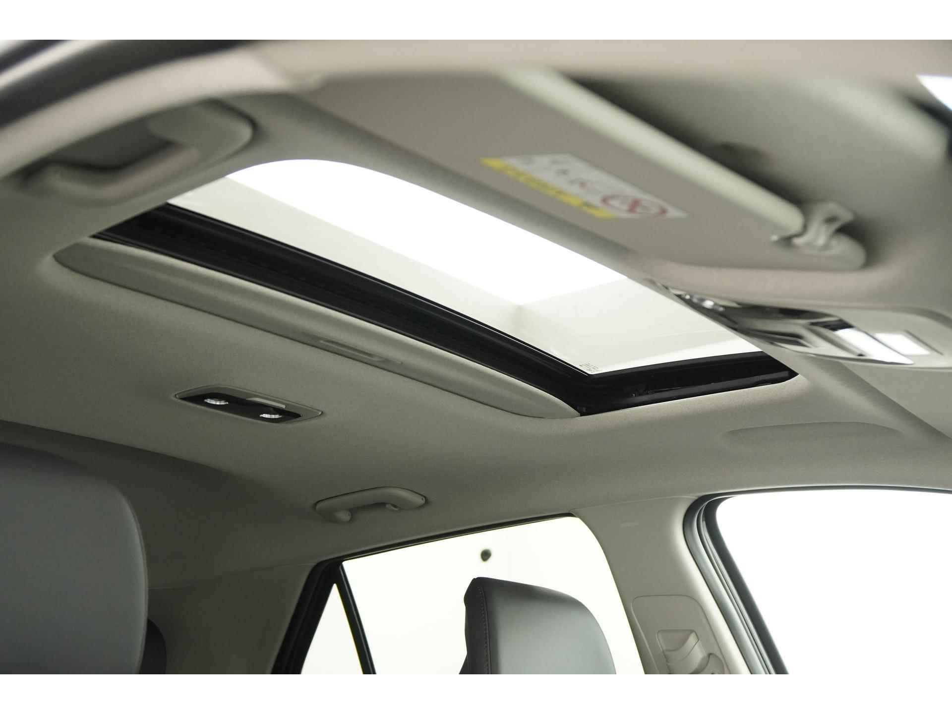 Kia Niro EV DynamicPlusLine 64.8 kWh | Schuifdak | Head-up display | Cruise control adaptief | Zondag Open! - 30/56