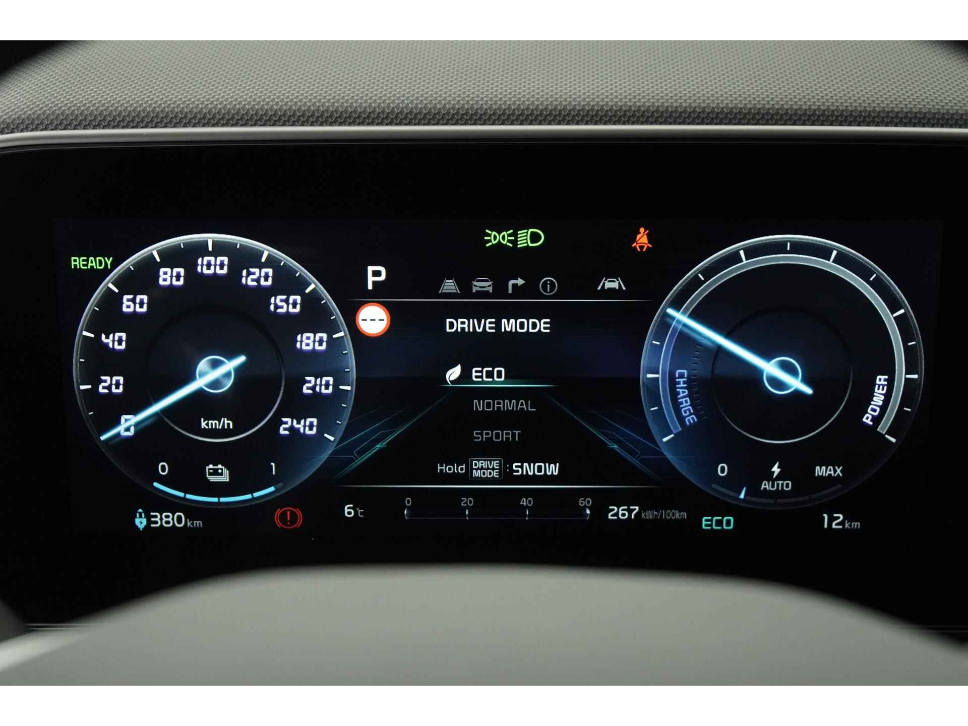 Kia Niro EV DynamicPlusLine 64.8 kWh | Schuifdak | Head-up display | Cruise control adaptief | Zondag Open! - 48/56