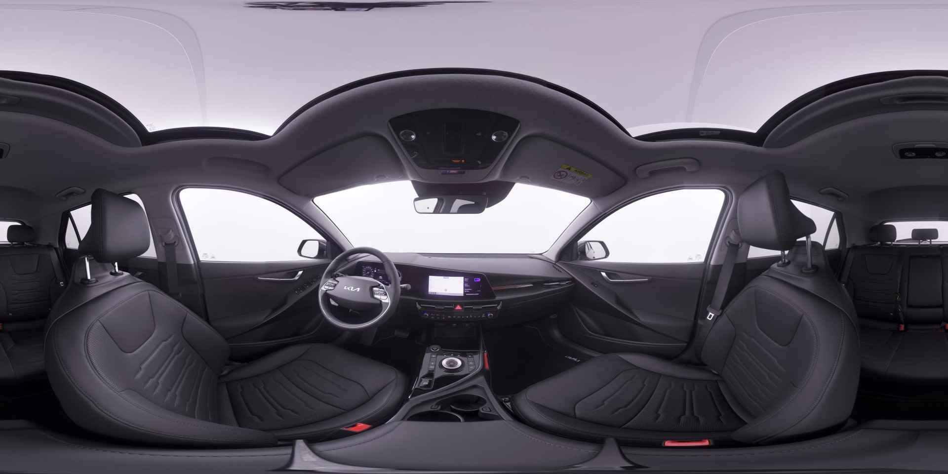 Kia Niro EV DynamicPlusLine 64.8 kWh | Schuifdak | Head-up display | Cruise control adaptief | Zondag Open! - 56/56