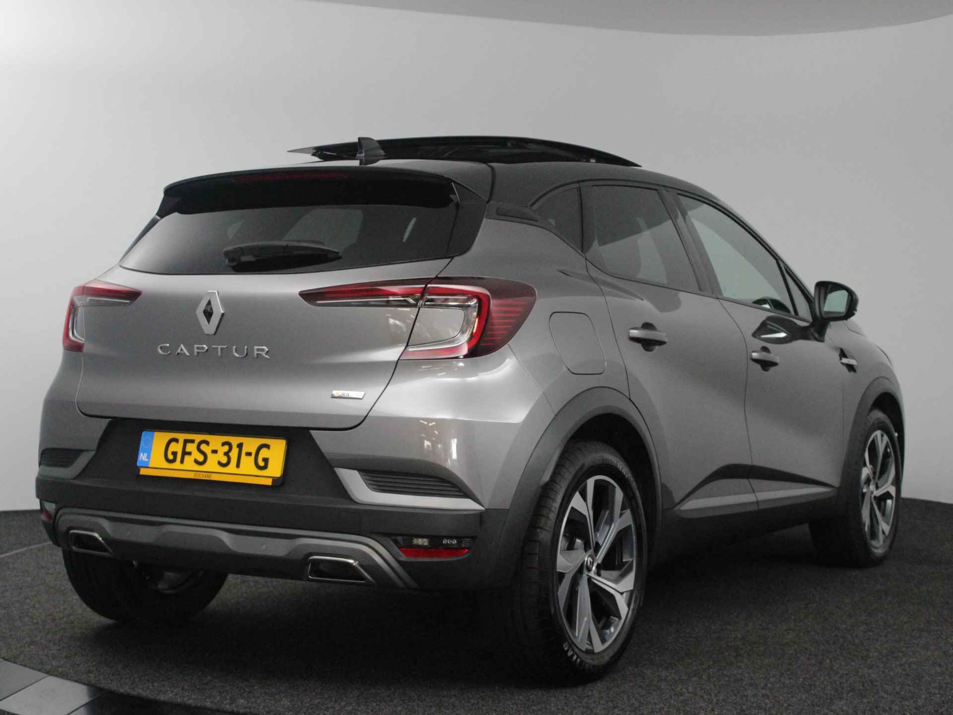 Renault Captur 1.3 Mild Hybrid 160 EDC R.S. Line | Panodak | Navi 9,3" | Clima | Cruise | LM velgen 18" | PDC V+A + Camera | Apple Carplay/Android Auto - 4/58