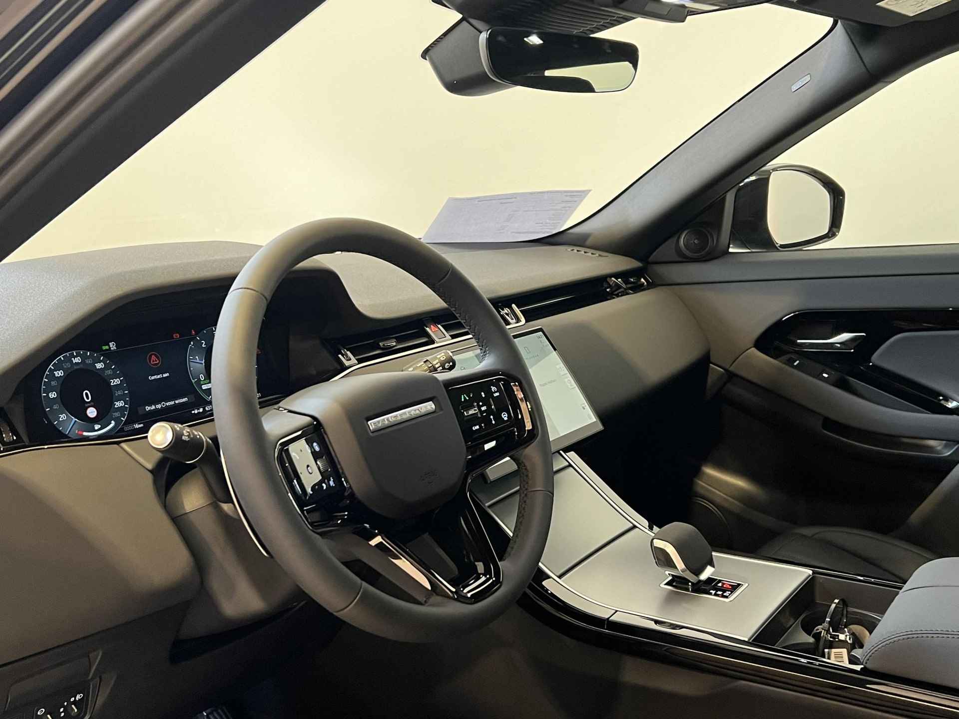 Land Rover Range Rover Evoque 1.5 P300e PHEV AWD Dynamic SE | Panorama Schuif/Kanteldak | 20 inch Gloss Black | Digital Dash | MY2024 | Direct Leverbaar - 15/25