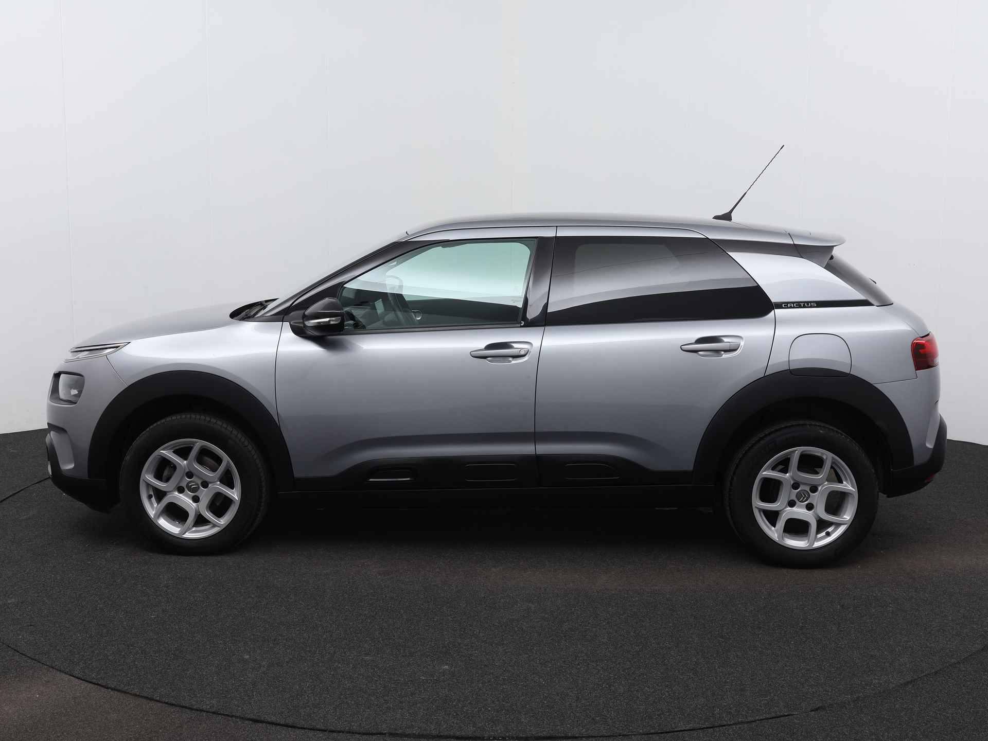 Citroën C4 Cactus PureTech 110pk Shine | Rijklaar 16'' LMV | Keyless Entry & Start | Extra getint glas | - 10/25