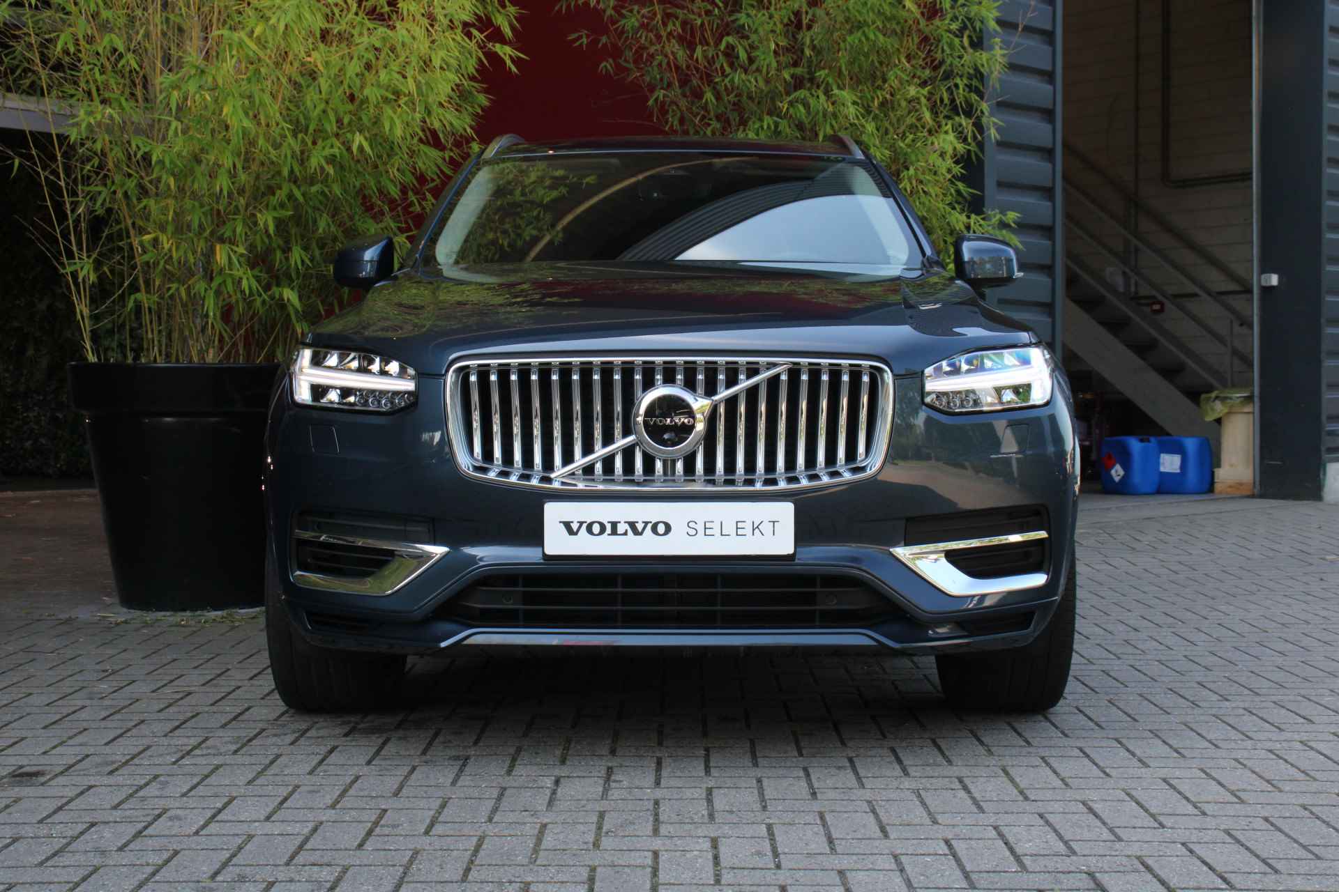 Volvo XC90 T8 Recharge AWD Ultimate Bright | Luchtvering | Trekhaak | 360 Camera | Head-up | Harman/Kardon | 22" Velgen - 15/30