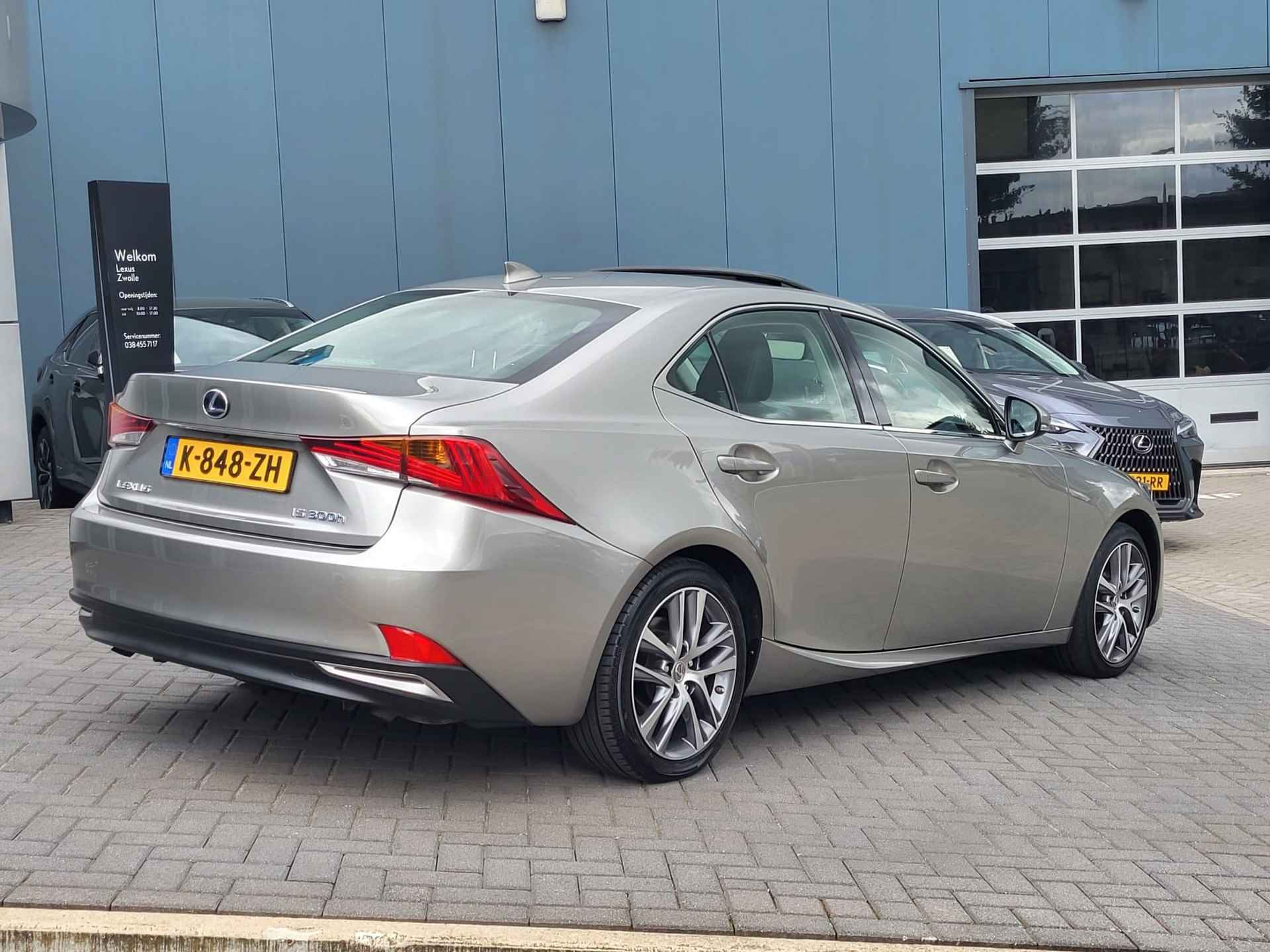 Lexus IS 300h Hybrid Business Line Pro NL-AUTO GROOT-NAVI STOELVERW SCHUIFDAK KEYLESS LED - 3/43