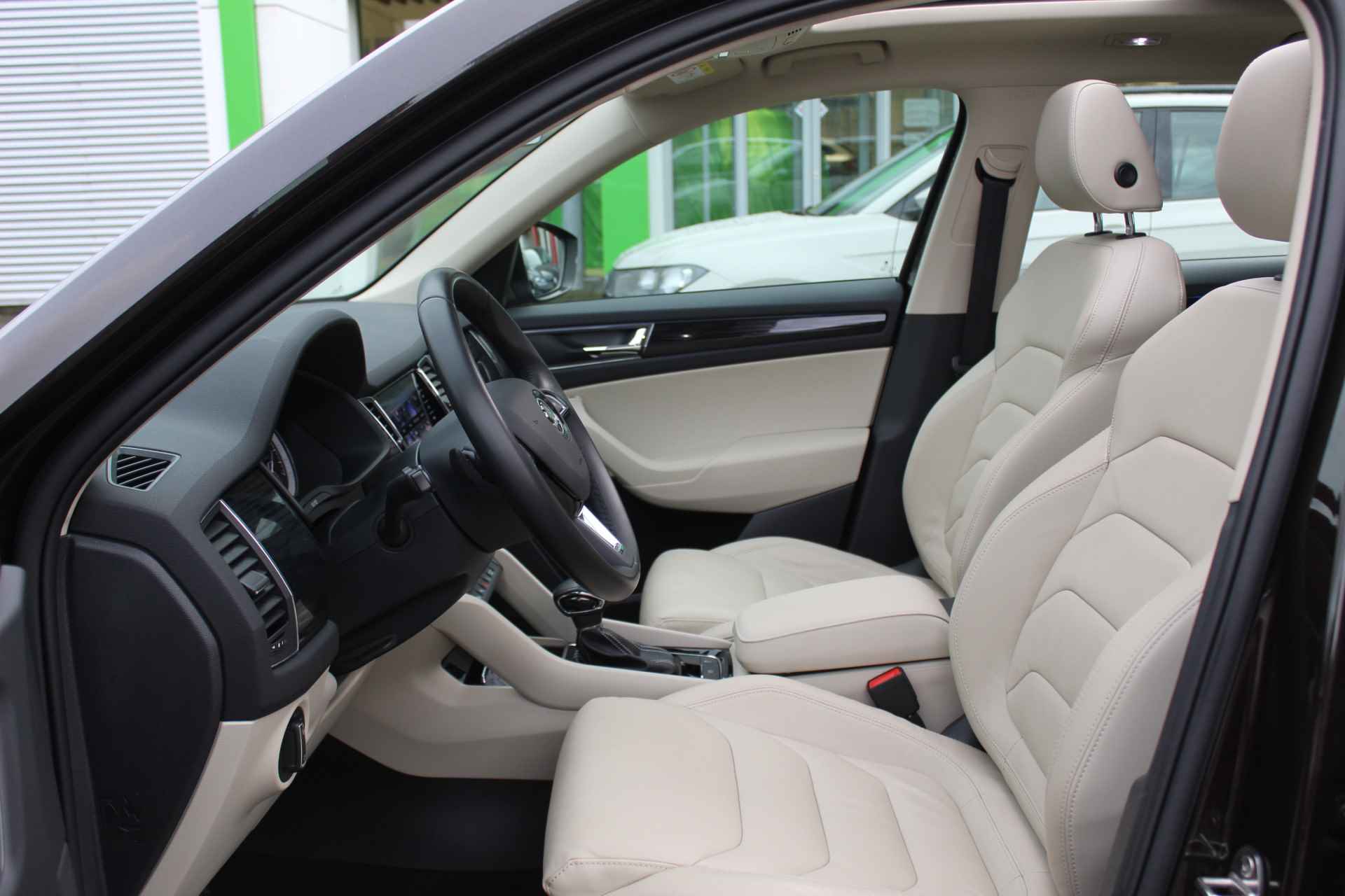 Škoda Kodiaq 2.0 TSI 4x4 Style / LEDER / PANODAK / 18"LMV / Zwenkbare Trekhaak - 18/34