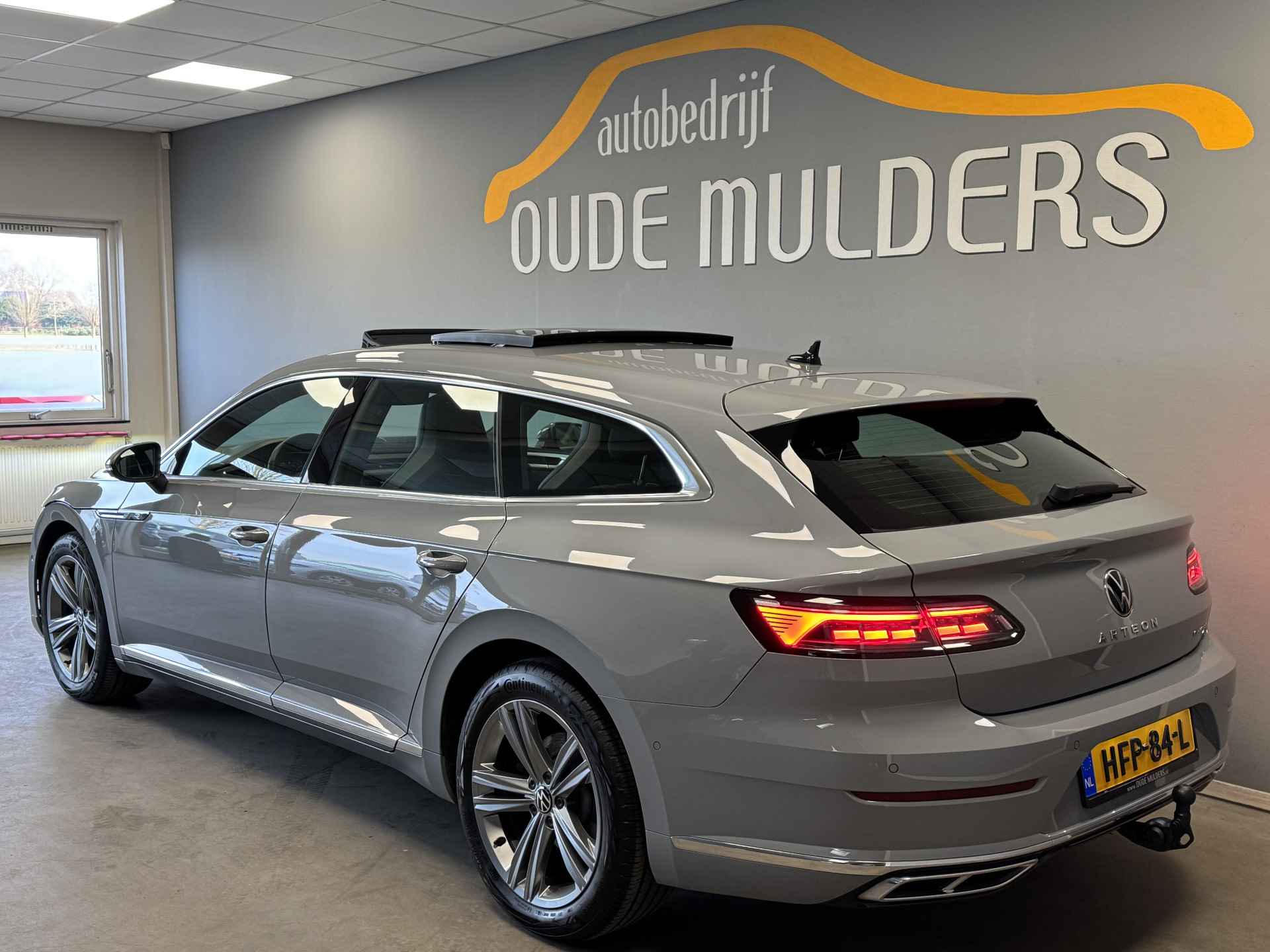 Volkswagen Arteon Shooting Brake 1.4 TSI eHybrid R-Line 360°Camera/Panoramadak/Trekhaak - 3/35