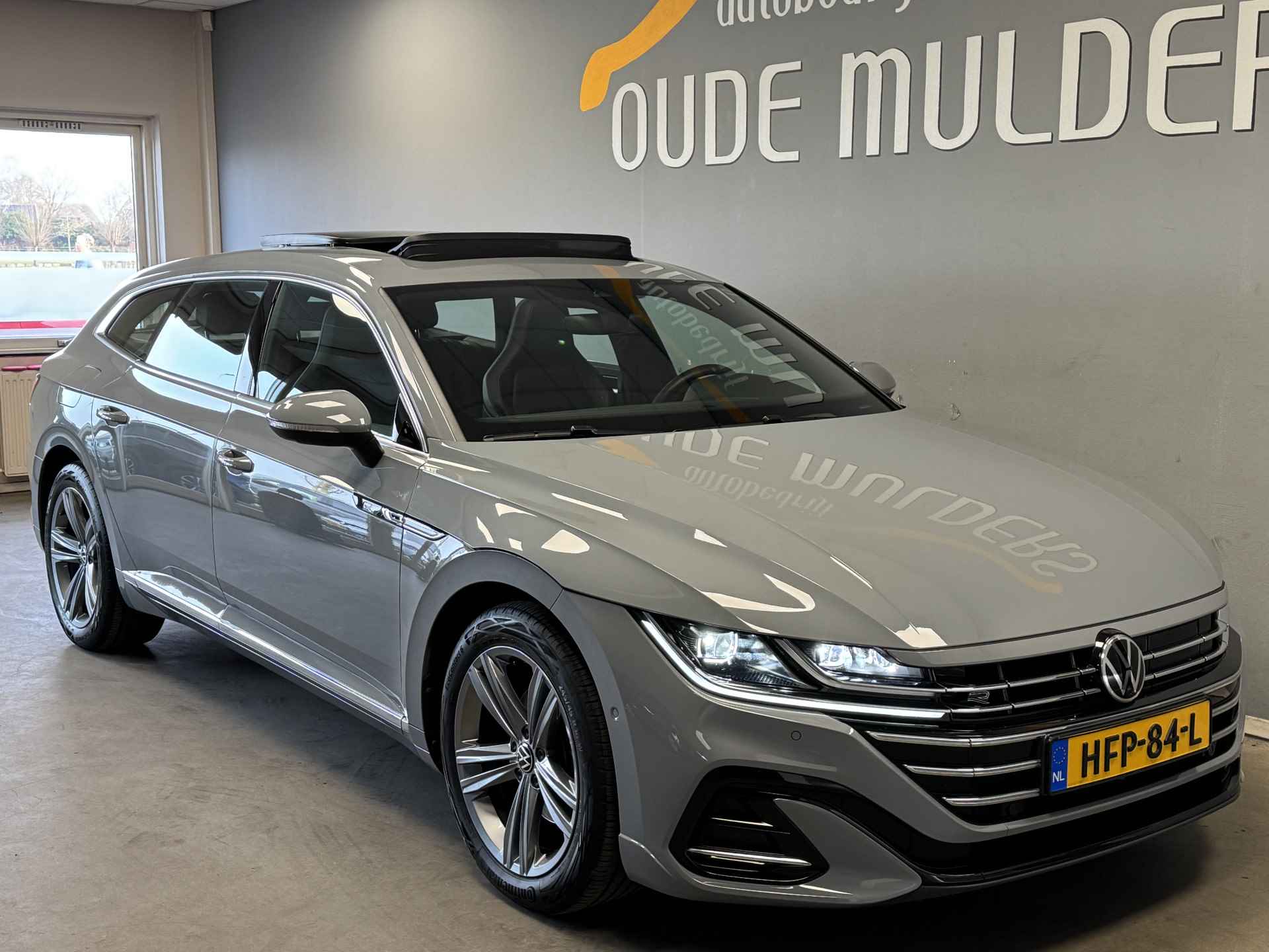 Volkswagen Arteon Shooting Brake 1.4 TSI eHybrid R-Line 360°Camera/Panoramadak/Trekhaak - 7/35