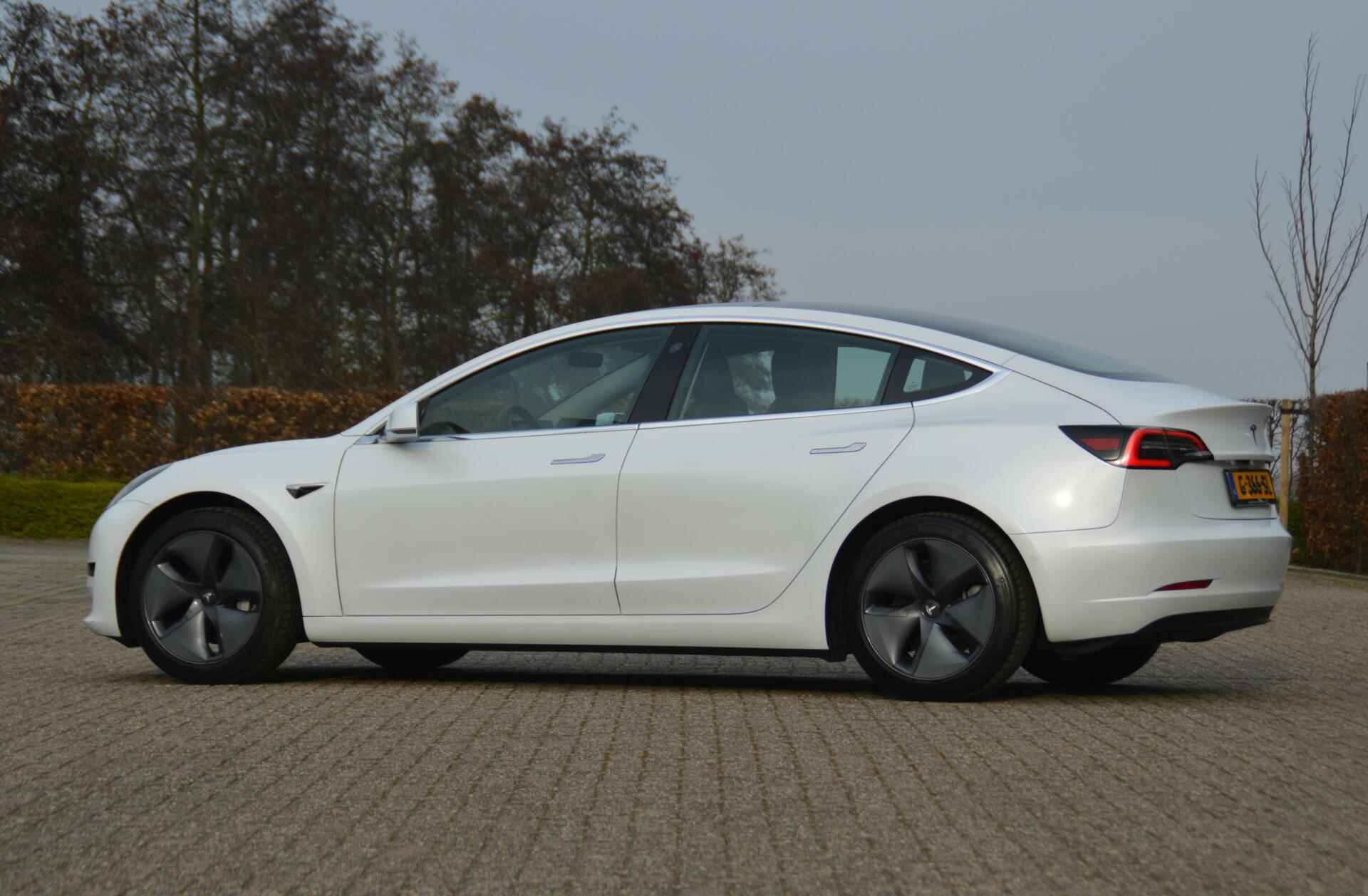 Tesla Model 3 Standard RWD Plus 60 kWh 15.177 km! 1e eig. panoramadak - 25/70