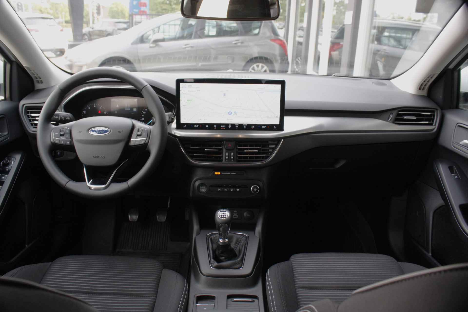 Ford FOCUS Wagon 1.0 EcoBoost Hybrid | Verwarmde stoelen, voorruit en stuurwiel | Camera | Apple carplay/ Android auto | Getint glas | - 7/45
