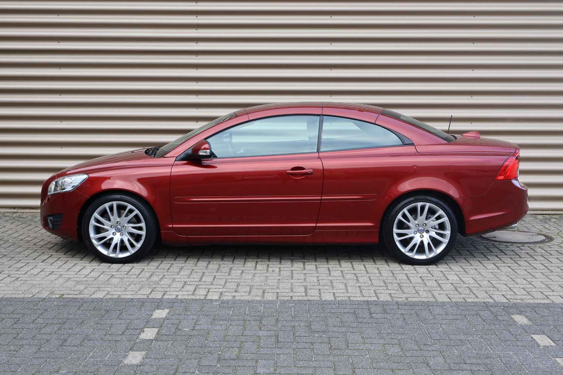 Volvo C70 Convertible 2.5 T5 Tourer | BTW | Luxury Line - 5/45