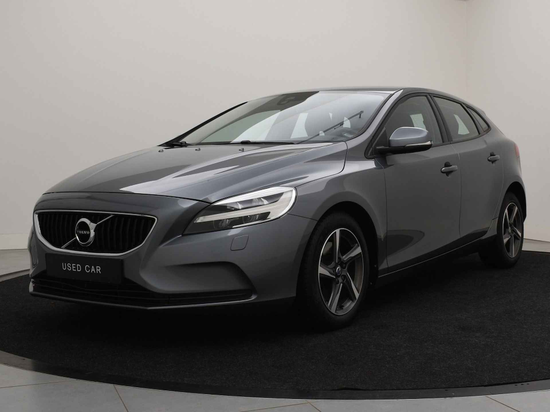 Volvo V40 T2 NORDIC+ STANDKACHEL NAVI FULL-LED STOELVERWARMING TREKHAAK - 2/30