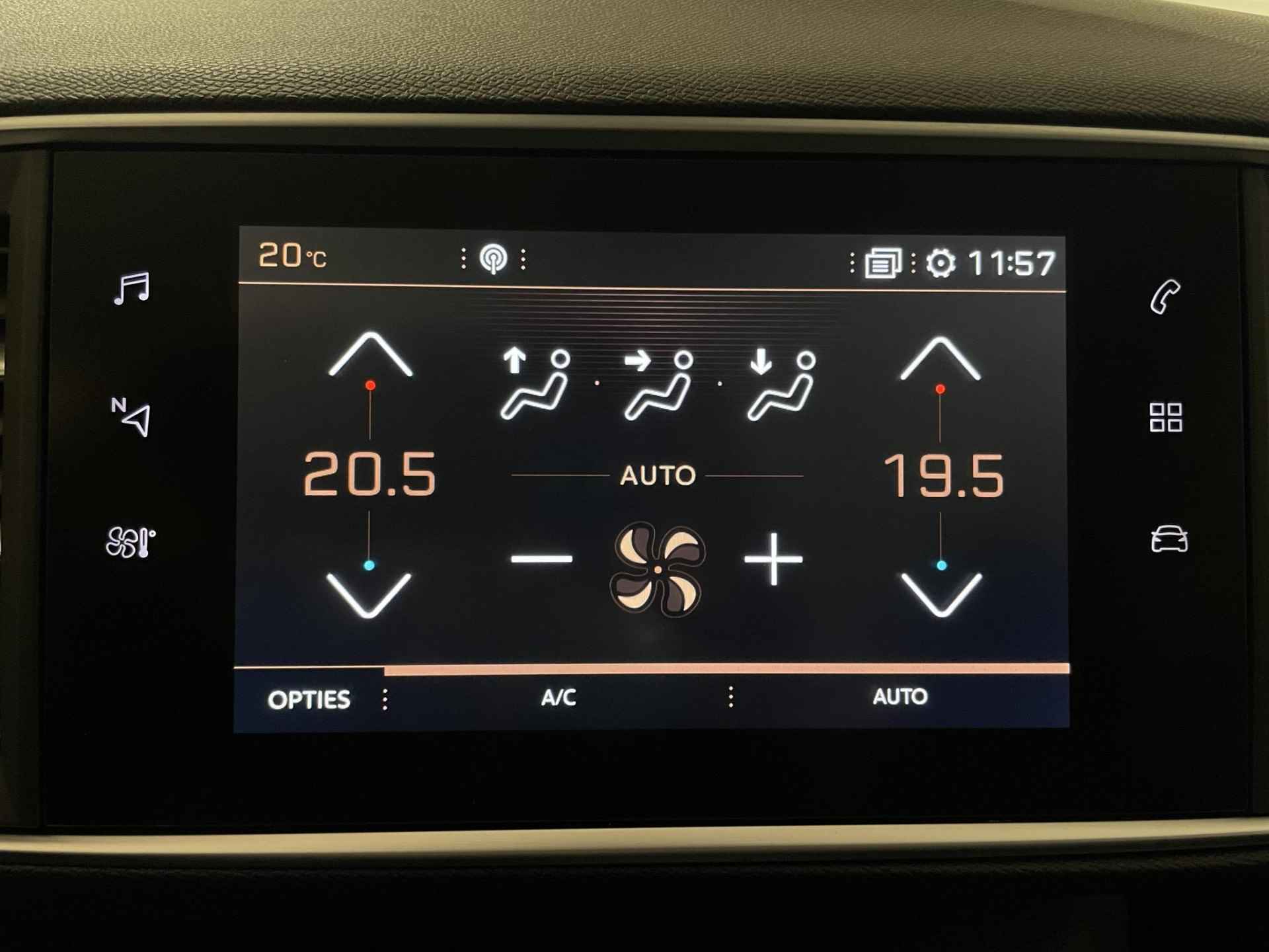 Peugeot 308 SW 1.2 PureTech Blue Lease Premium | Panoramadak | Navigatie | Camera | Grootlichtassistent - 15/29