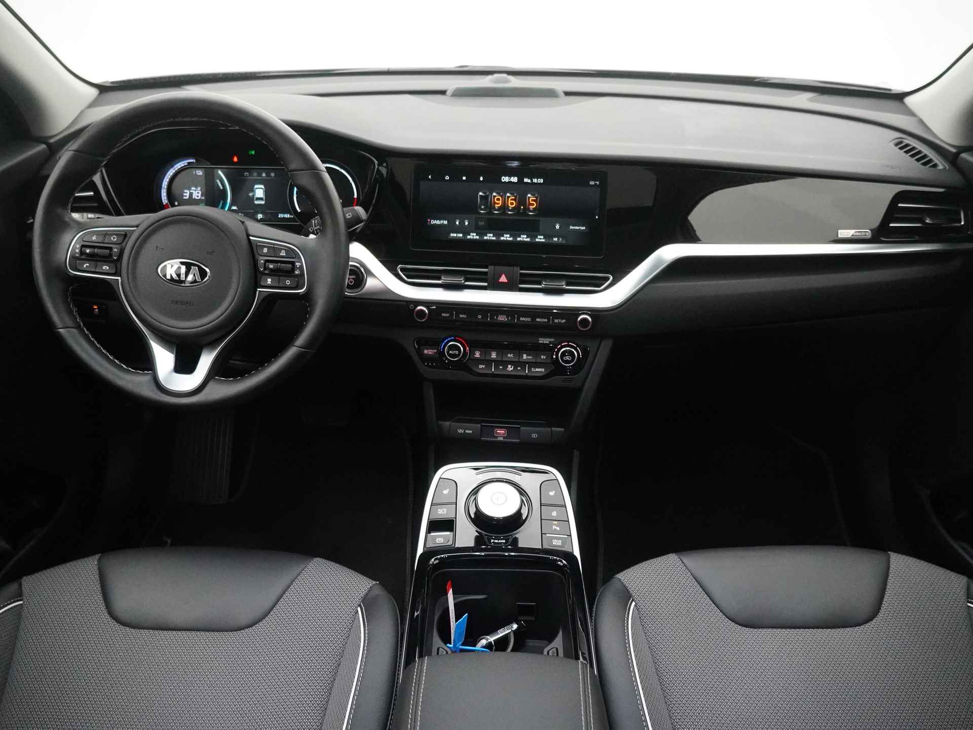 Kia e-Niro DynamicPlusLine 64 kWh - Adaptief Cruise Control - Climate Control - Navigatie - Apple/Android Carplay - Fabrieksgarantie Tot 2028 - 33/45
