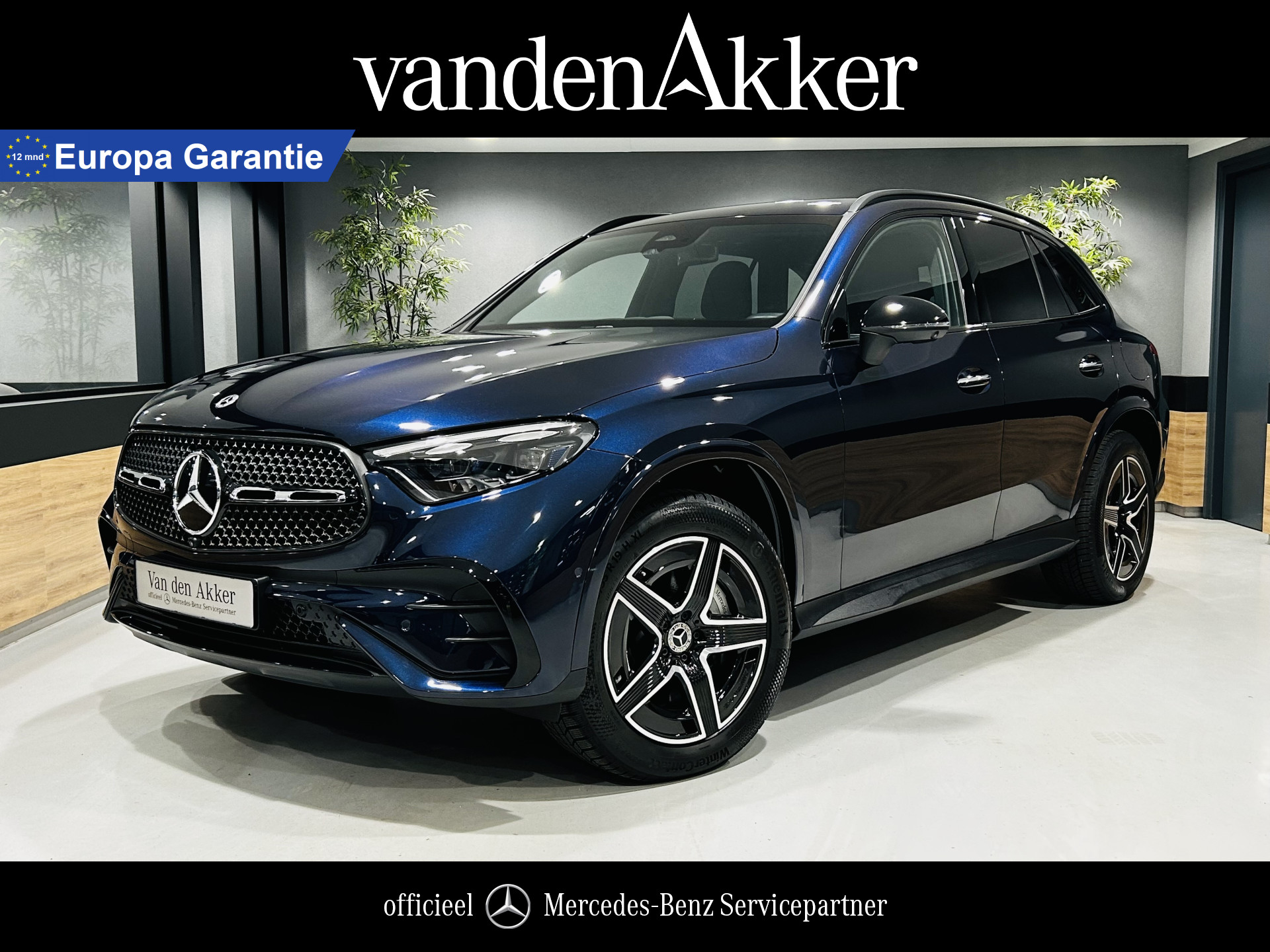 Mercedes-Benz GLC 300e 4MATIC AMG // Trekhaak // Distronic // 360 Camera // Memory Stoelen // Digital Light // Sfeerverlichting // Carplay bij viaBOVAG.nl