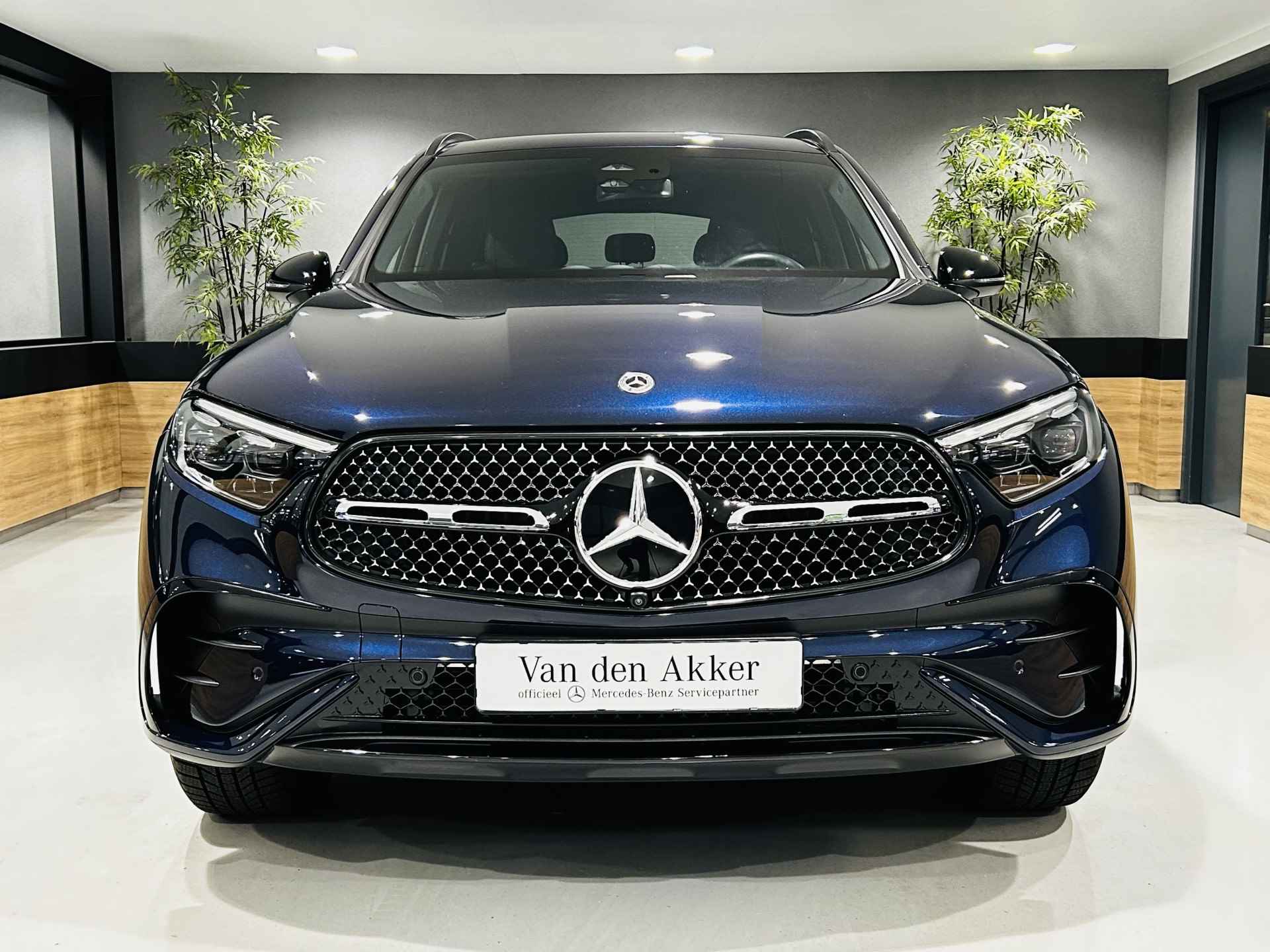 Mercedes-Benz GLC 300e 4MATIC AMG // Trekhaak // Distronic // 360 Camera // Memory Stoelen // Digital Light // Sfeerverlichting // Carplay - 18/51