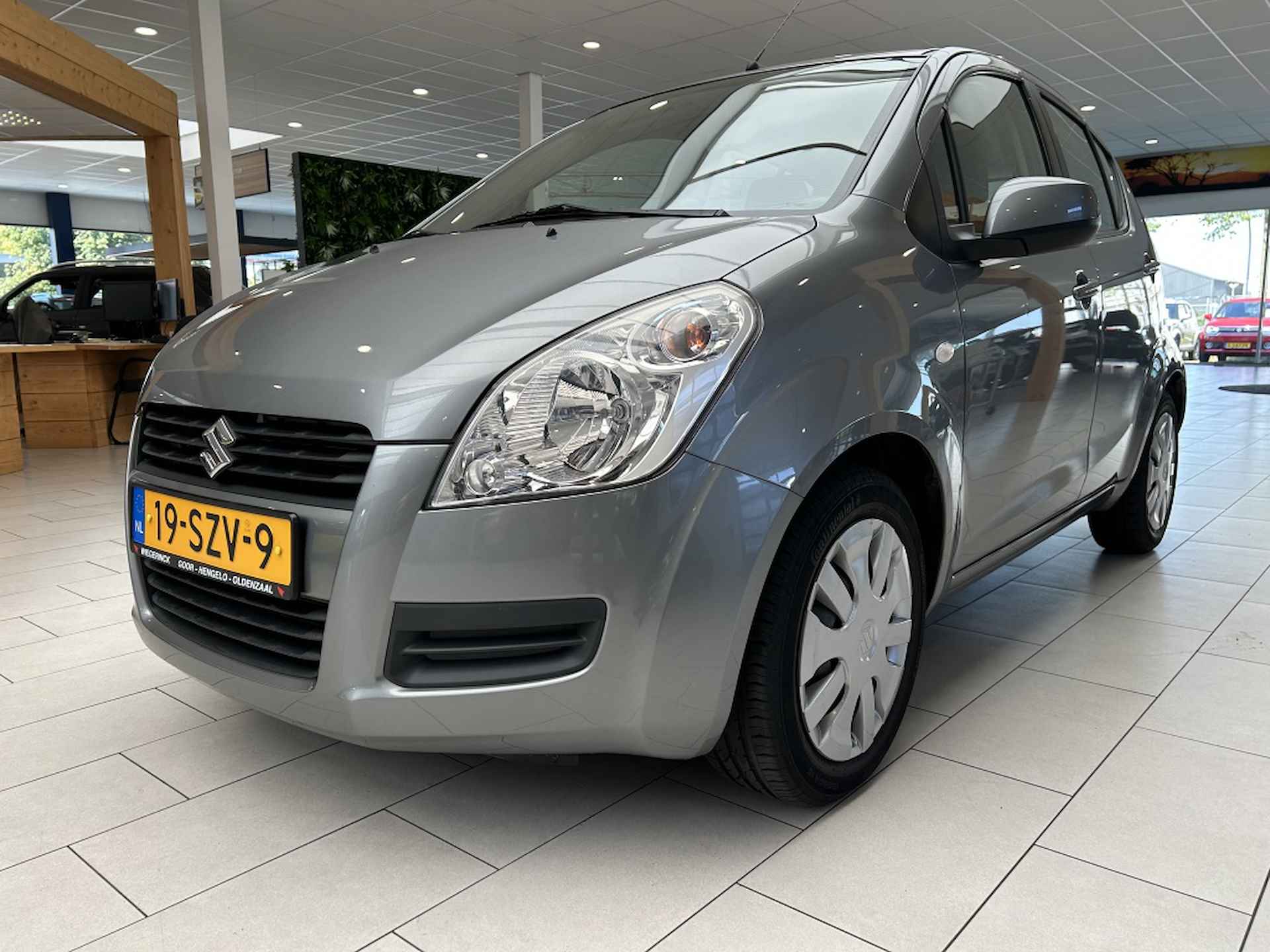 Suzuki Splash 1.0 VVT Comfort [ HOGE ZIT I AIRCO I LAGE KM STAND] - 3/30