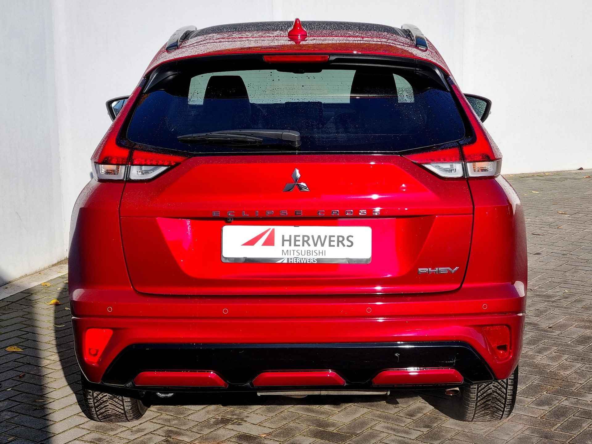 Mitsubishi Eclipse Cross 2.4 PHEV Prestige S-AWC 4WD Automaat / 1500KG Trekgewicht / Schuif-/Kanteldak / Lederen Bekleding / Camera / Cruise Control Adaptief - 25/46