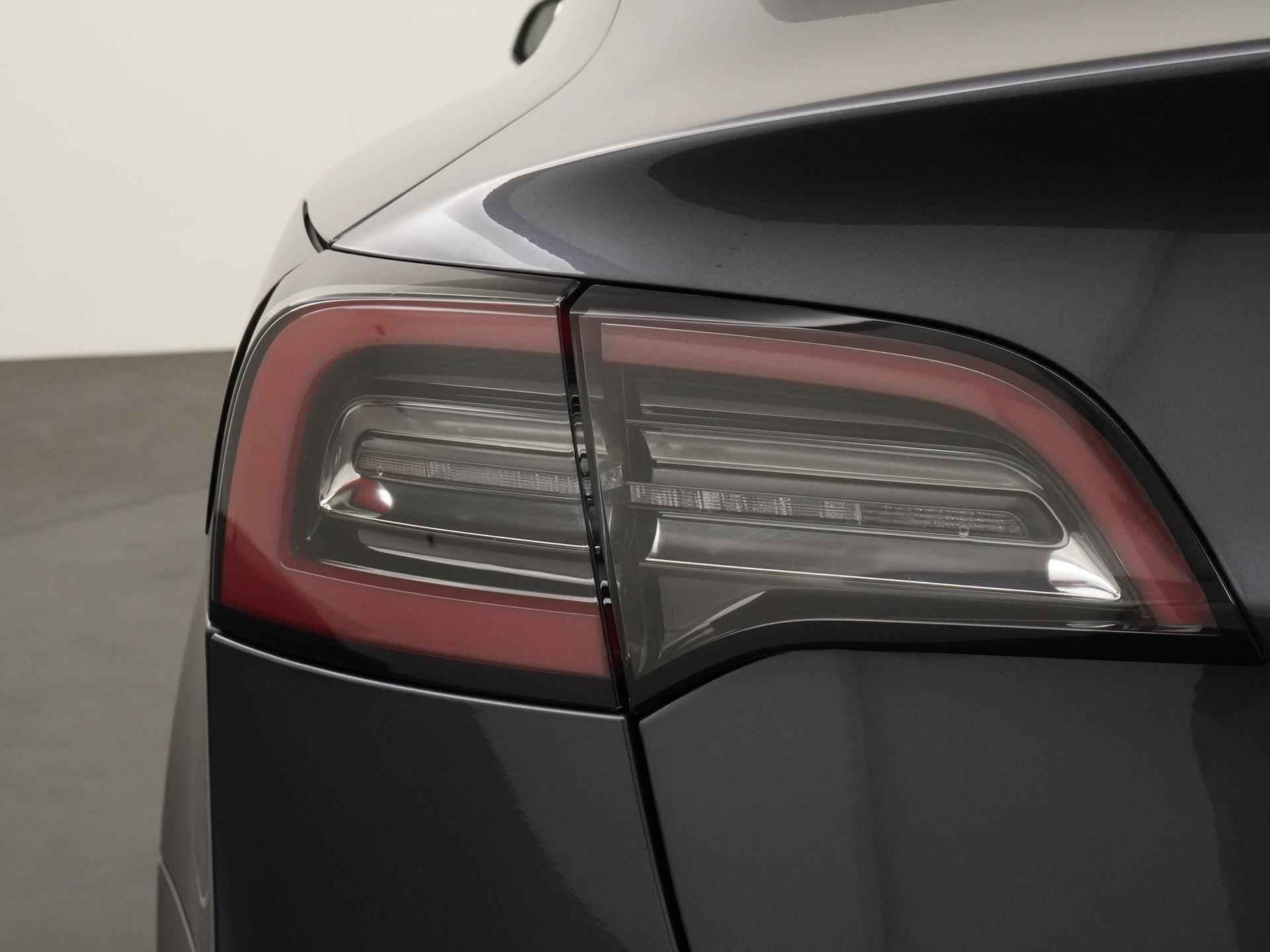 Tesla Model 3 Long Range Dual AWD | 1e eigenaar | Camera | Adapt.cruise | Premium audio |  Zondag Open! - 21/45
