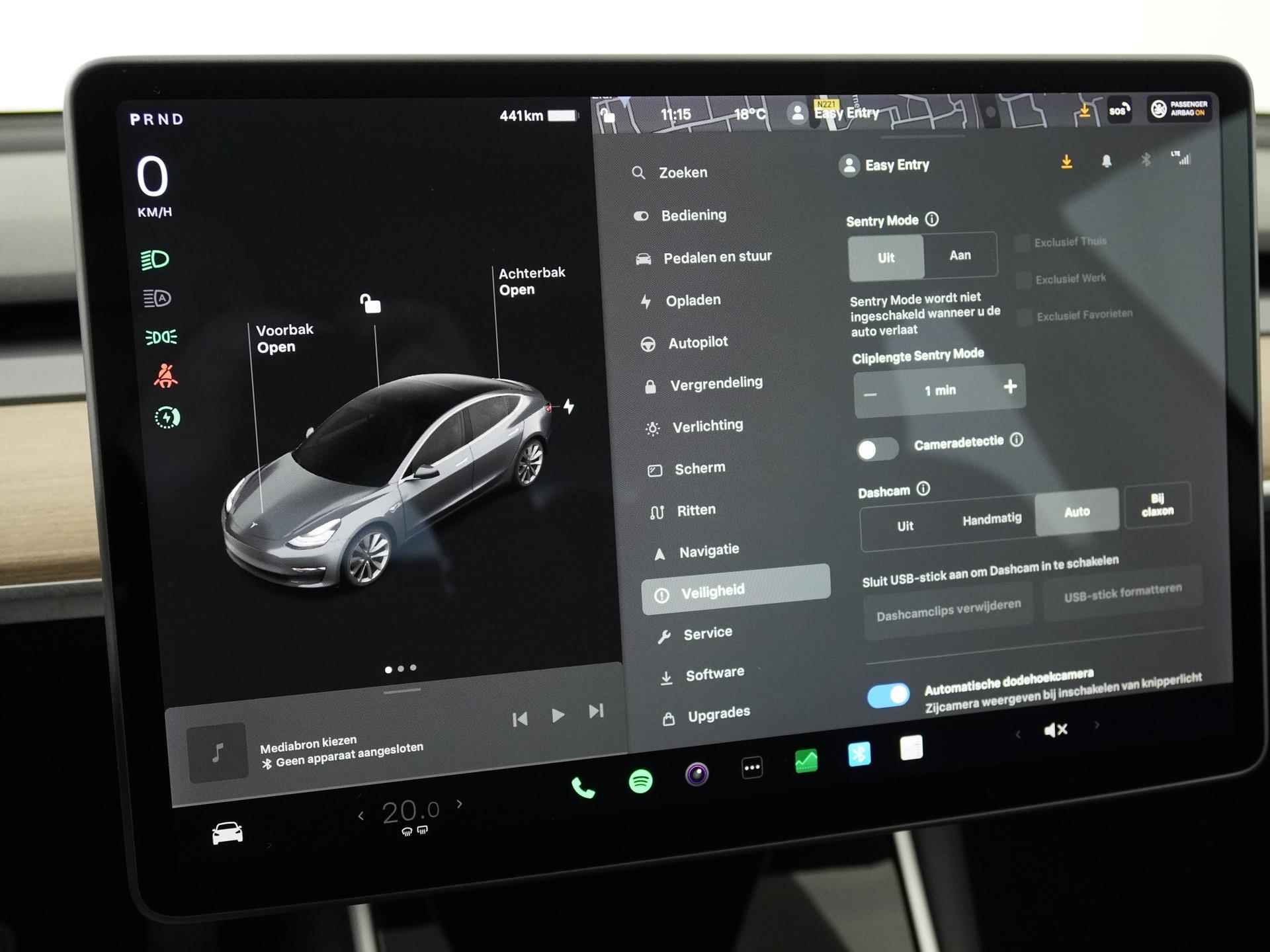 Tesla Model 3 Long Range Dual AWD | 1e eigenaar | Camera | Adapt.cruise | Premium audio |  Zondag Open! - 43/45