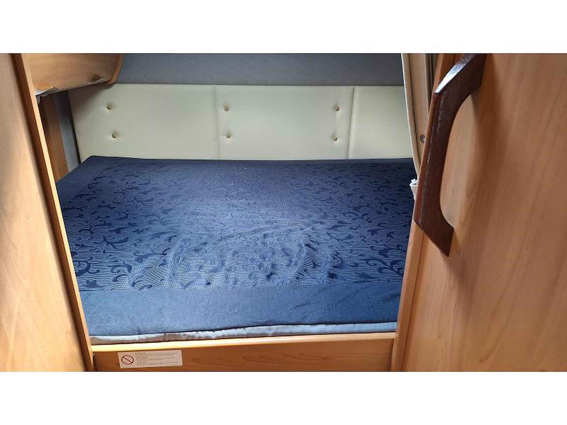 Bürstner Elegance 690 I - DWARSBED + HEFBED - 11/17