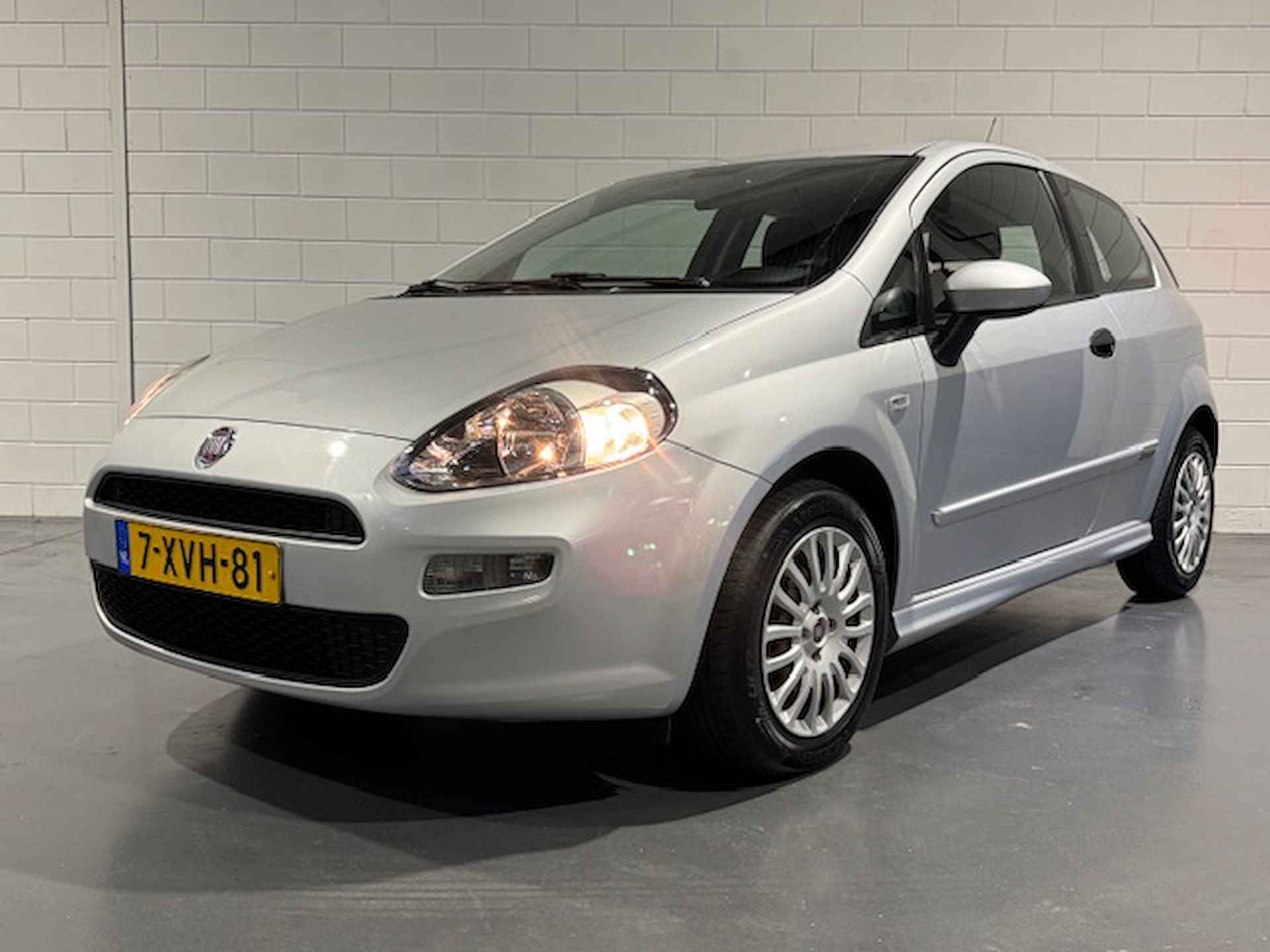 Fiat Punto Evo 0.9 TwinAir Street / Airco / Elektrische ramen / - 4/22