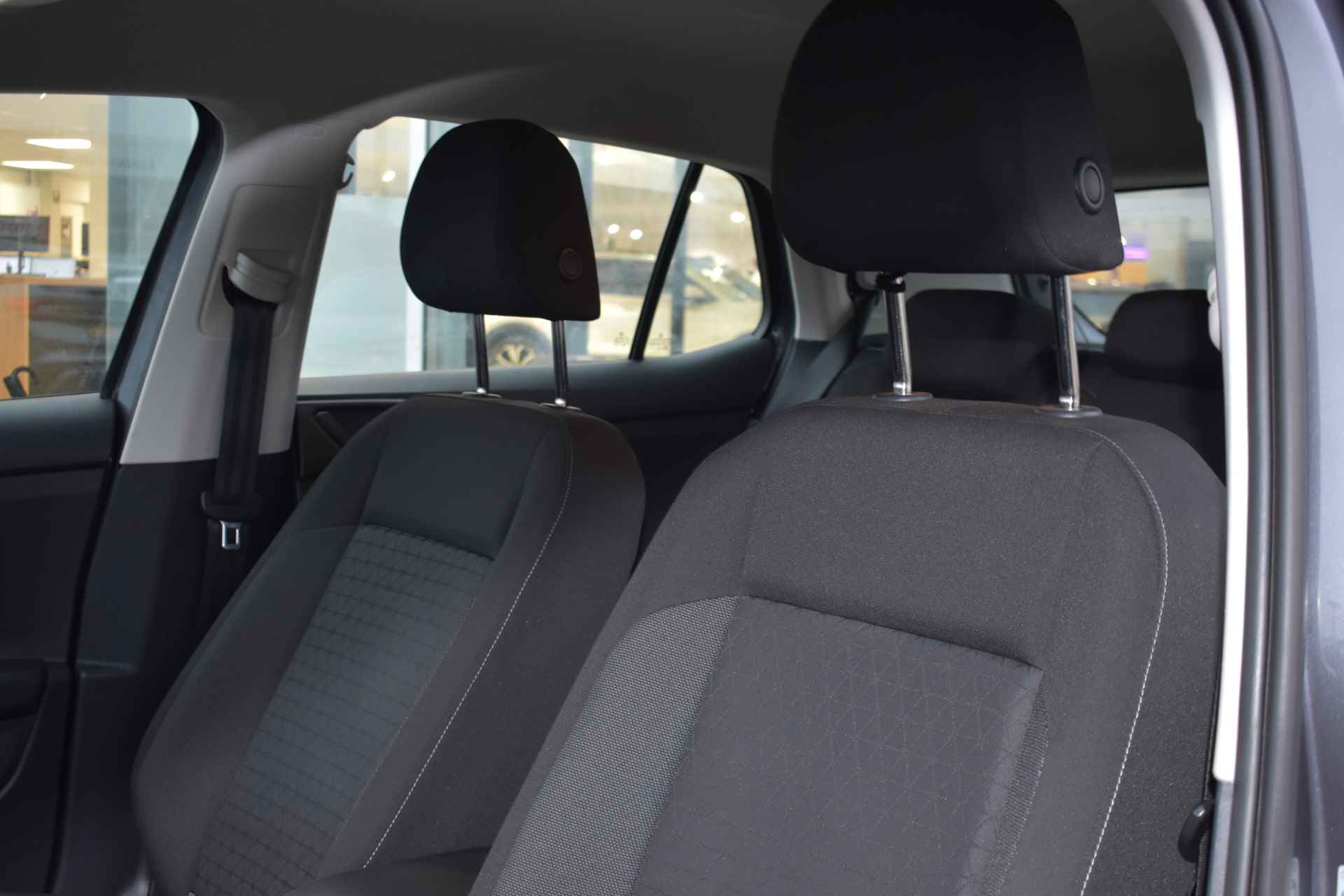 Volkswagen T-Cross 1.0 TSI Life | APP CONNECT | LED | ADAPT. CRUISE - 8/36