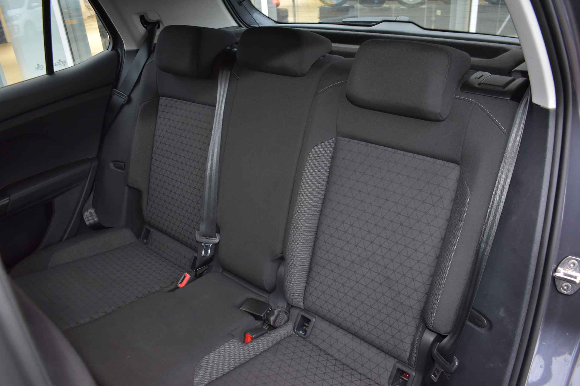 Volkswagen T-Cross 1.0 TSI Life | APP CONNECT | LED | ADAPT. CRUISE - 28/36