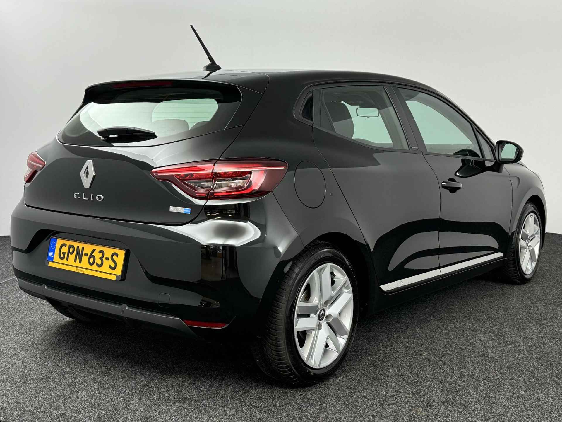 Renault Clio 1.6 E-Tech Hybrid 140 Zen | Navigatie | Parkeersensoren - 3/46