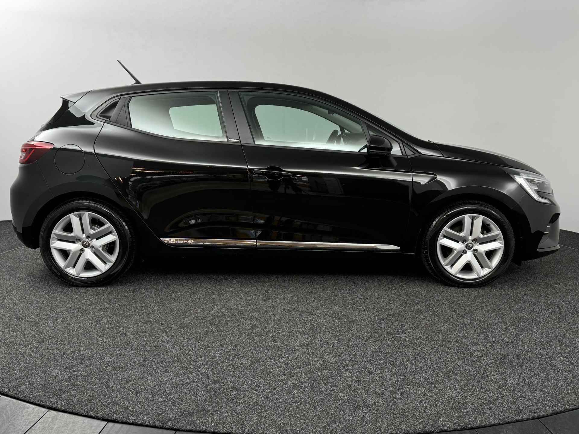 Renault Clio 1.6 E-Tech Hybrid 140 Zen | Navigatie | Parkeersensoren - 15/46