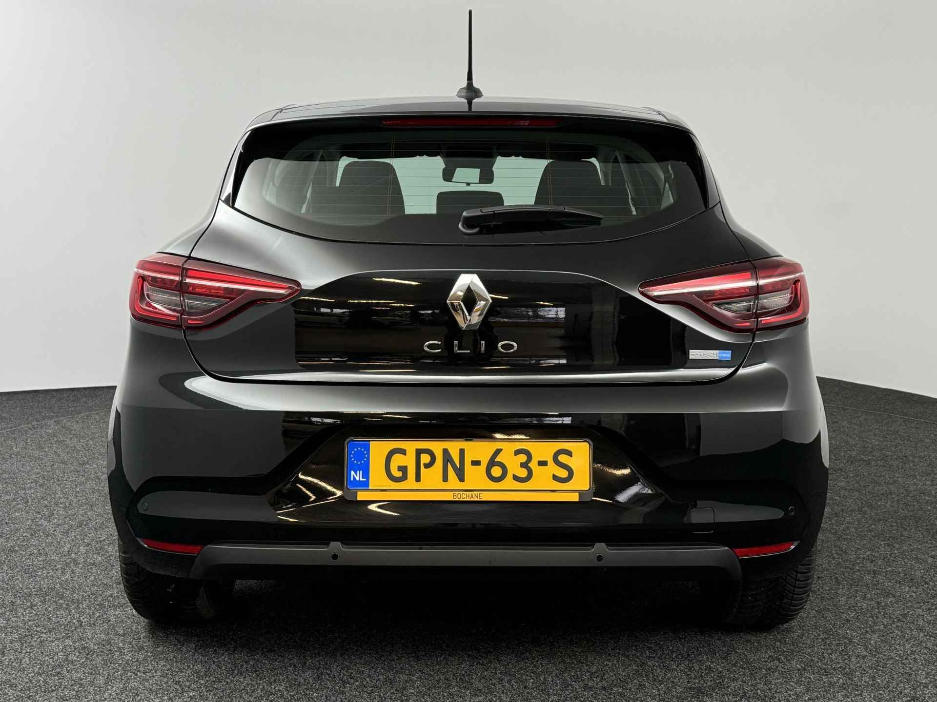 Renault Clio 1.6 E-Tech Hybrid 140 Zen | Navigatie | Parkeersensoren - 17/46