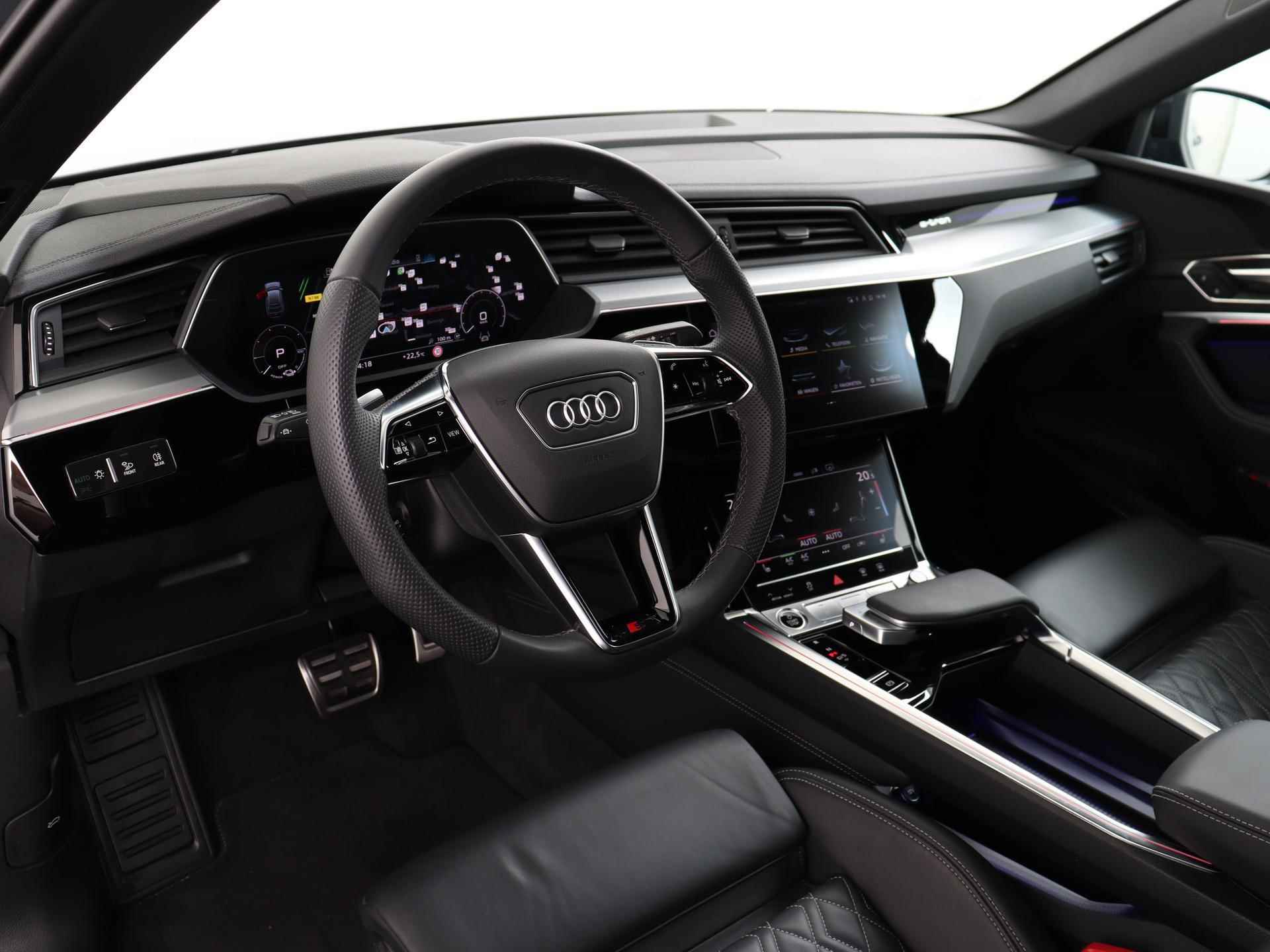 Audi Q8 Sportback e-tron 50 S-Edition | Pano.dak | Keyless entry | Top view camera | B&O | S-Sportstoelen | 21'' | Matrix LED | Ambiente lichtpakket | Nieuw geleverd | NL-auto | S-line - 3/16