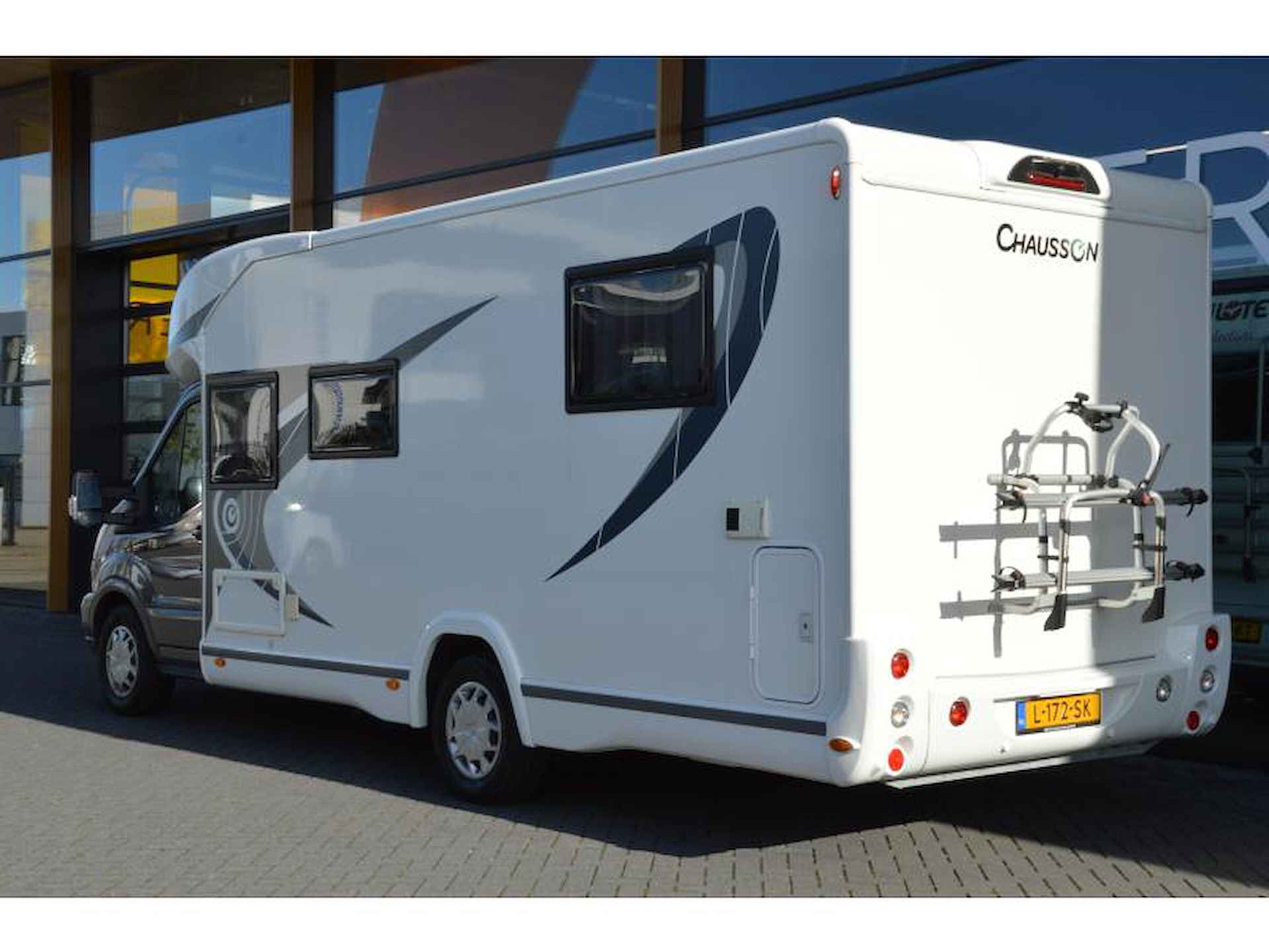 Chausson Flash 718 xlb Queensbed - 4/22