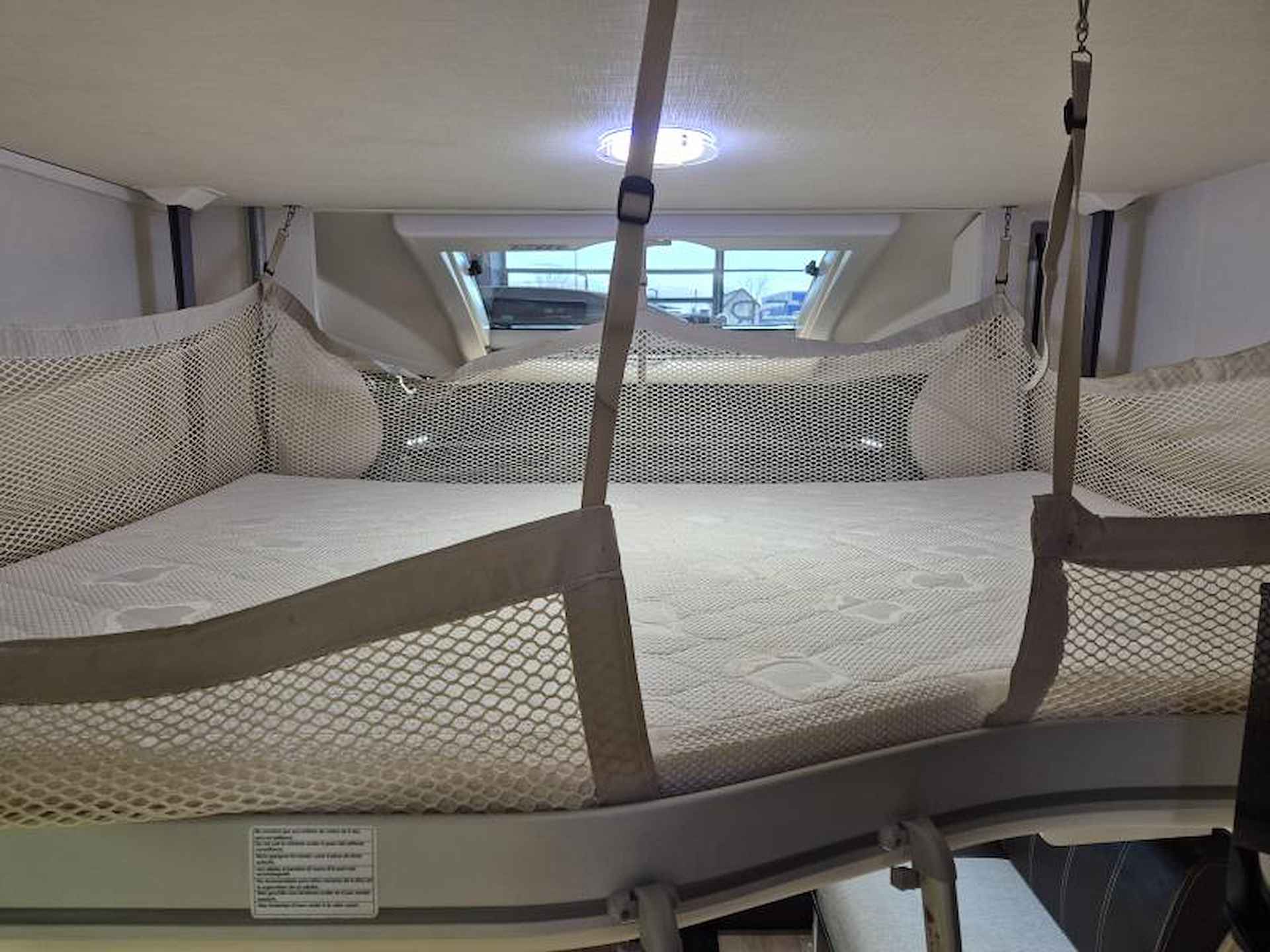 Chausson Flash 718 XLB Queensbed - 20/21