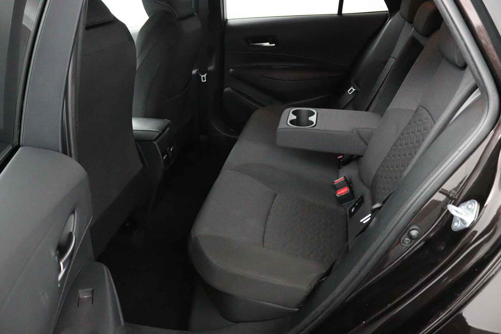 Suzuki Swace 1.8 Hybrid Style | Stuurwielverwarming | Stoelverwarming | Apple Carplay & Android Auto | Automatisch inparkeren | Keyless Entry | - 13/50