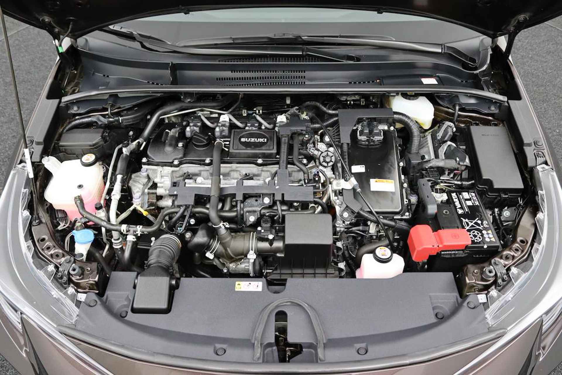 Suzuki Swace 1.8 Hybrid Style | Stuurwielverwarming | Stoelverwarming | Apple Carplay & Android Auto | Automatisch inparkeren | Keyless Entry | - 39/50
