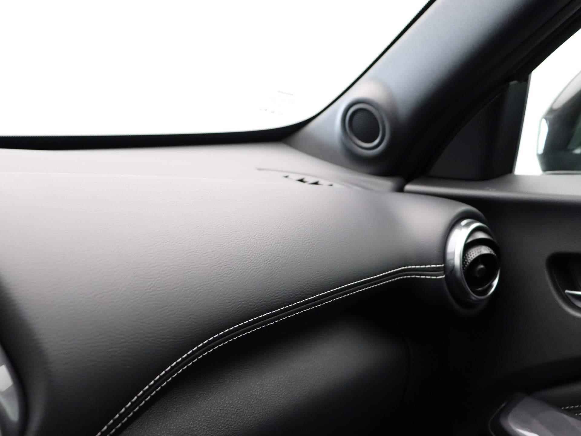 Nissan Juke 145pk Hybrid Business Design | Achteruitrijcamera | Stoel en stuurverwarming | Apple Carplay/Android Auto | Cruise control | - 26/38