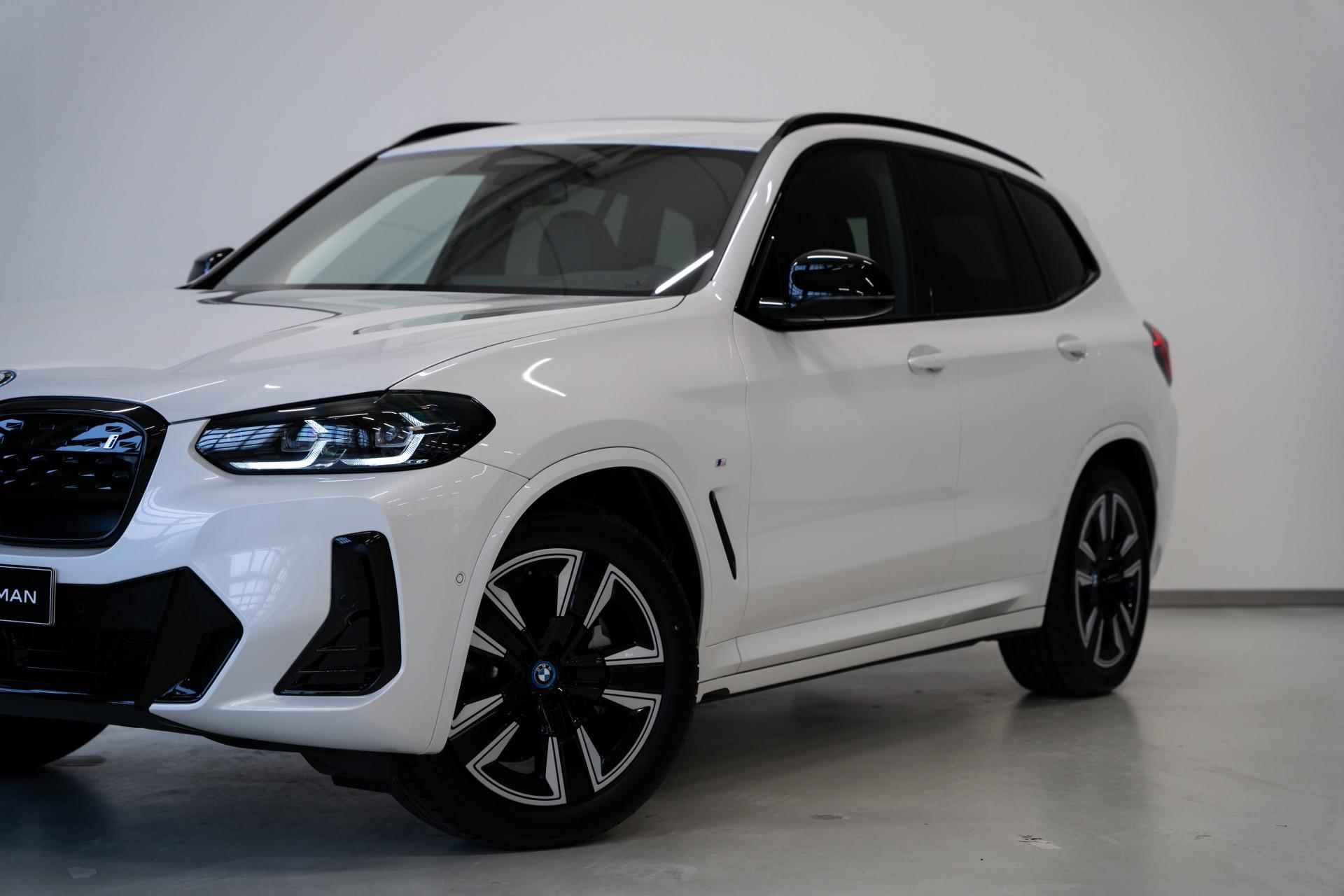 BMW iX3 Executive M Sportpakket Shadow Line - 10/28