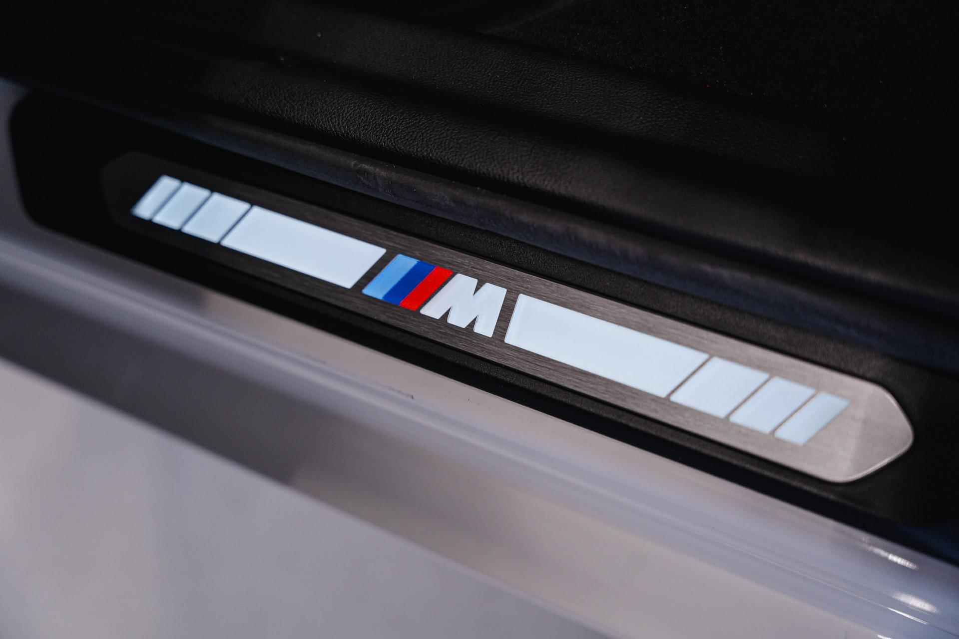 BMW iX3 Executive M Sportpakket Shadow Line - 22/28