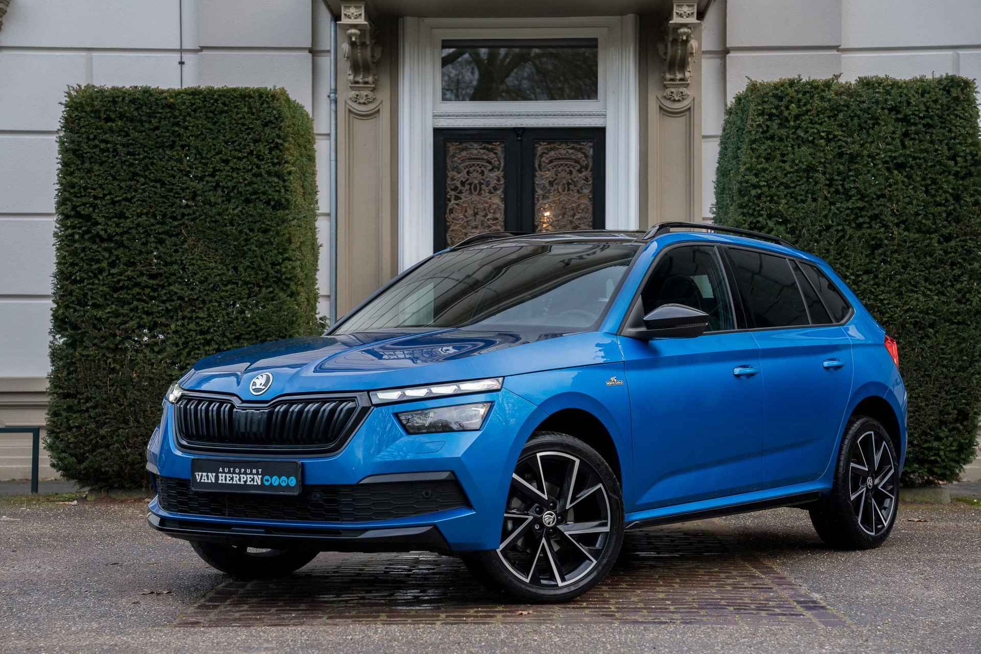 Skoda Kamiq 1.5 TSI ACT SportLine Monte Carlo TREKHAAK | PANO | CAMERA | DIG. COCKPIT | ZEER LUXE