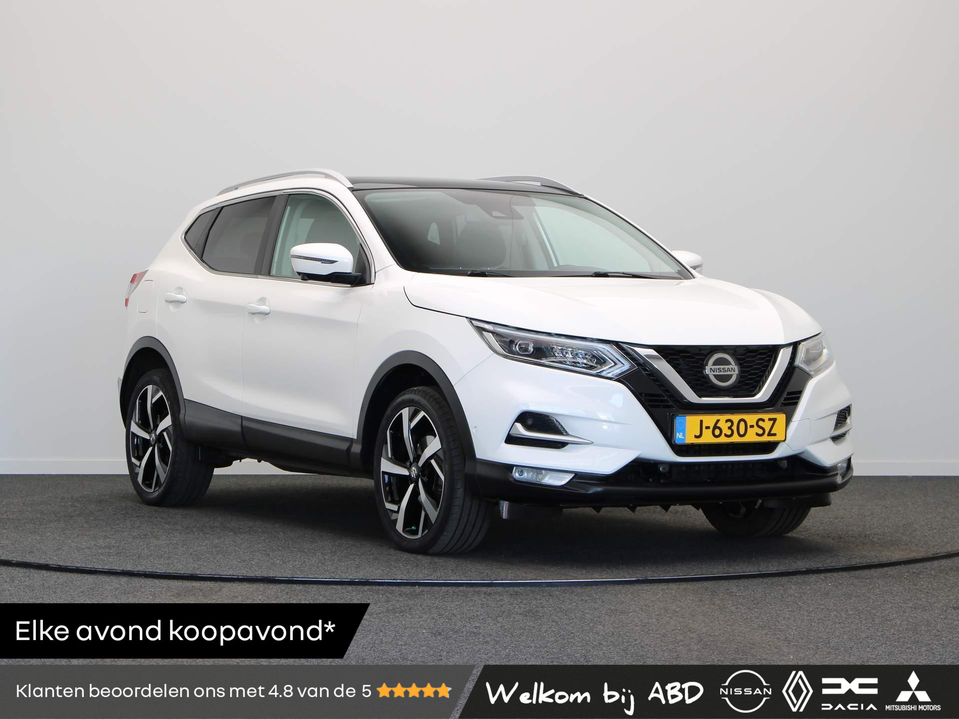 Nissan Qashqai 140pk DIG-T Tekna | Trekhaak | Panoramadak | Half lederen bekleding | 360 graden camera | Adaptive cruise control | Navigatie | Stoelverwarming |