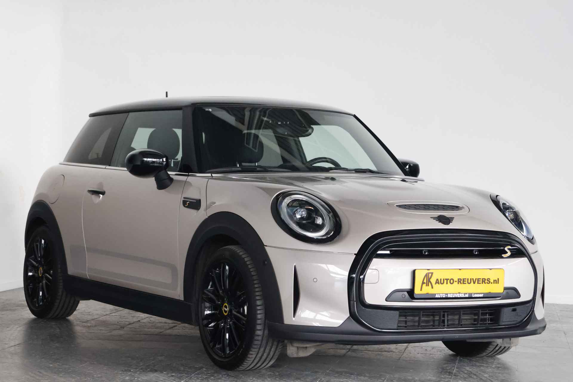 MINI Mini Electric Yours 33 kWh / Opendak / Leder / HUD / Pilot assist / CarPlay - 5/27