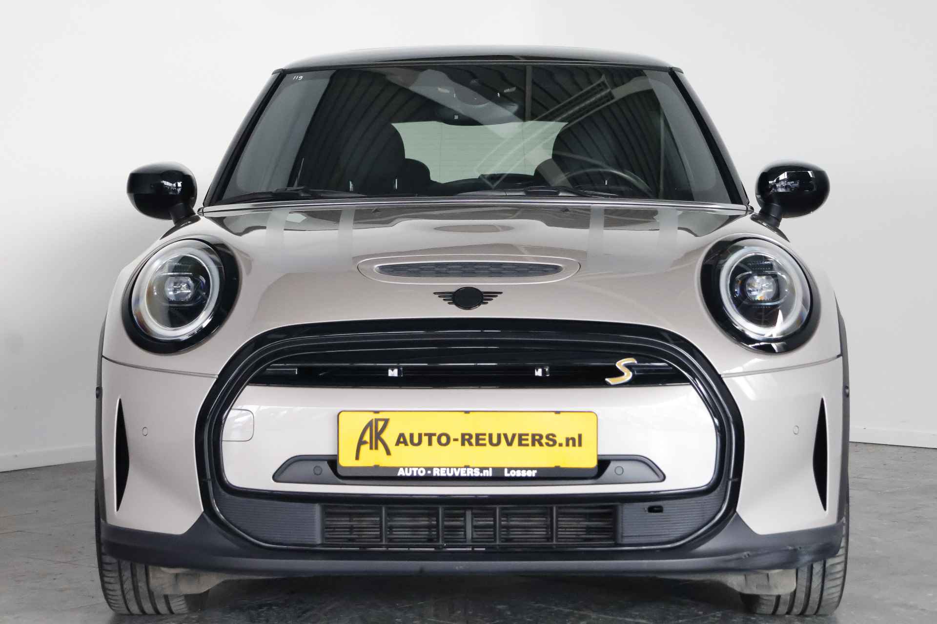 MINI Mini Electric Yours 33 kWh / Opendak / Leder / HUD / Pilot assist / CarPlay - 7/27