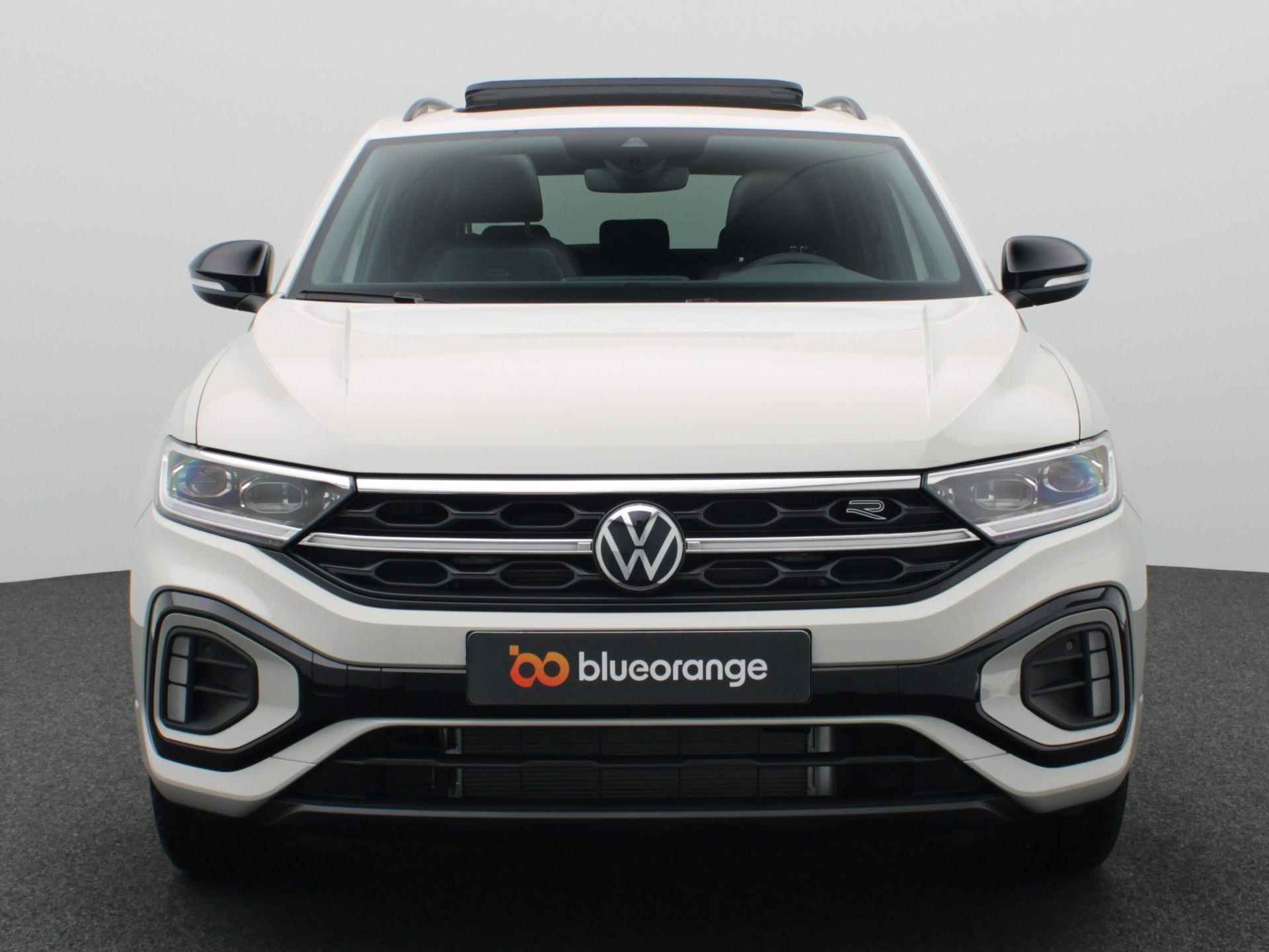 Volkswagen T-Roc 1.5 TSI R-Line Edition 150PK DSG Black Style, LED-Matrix, Keyless Entry & Start, Pano-Schuifdak, Achteruitrijcamera, Travel Assist, 18" LM Velgen - 13/49