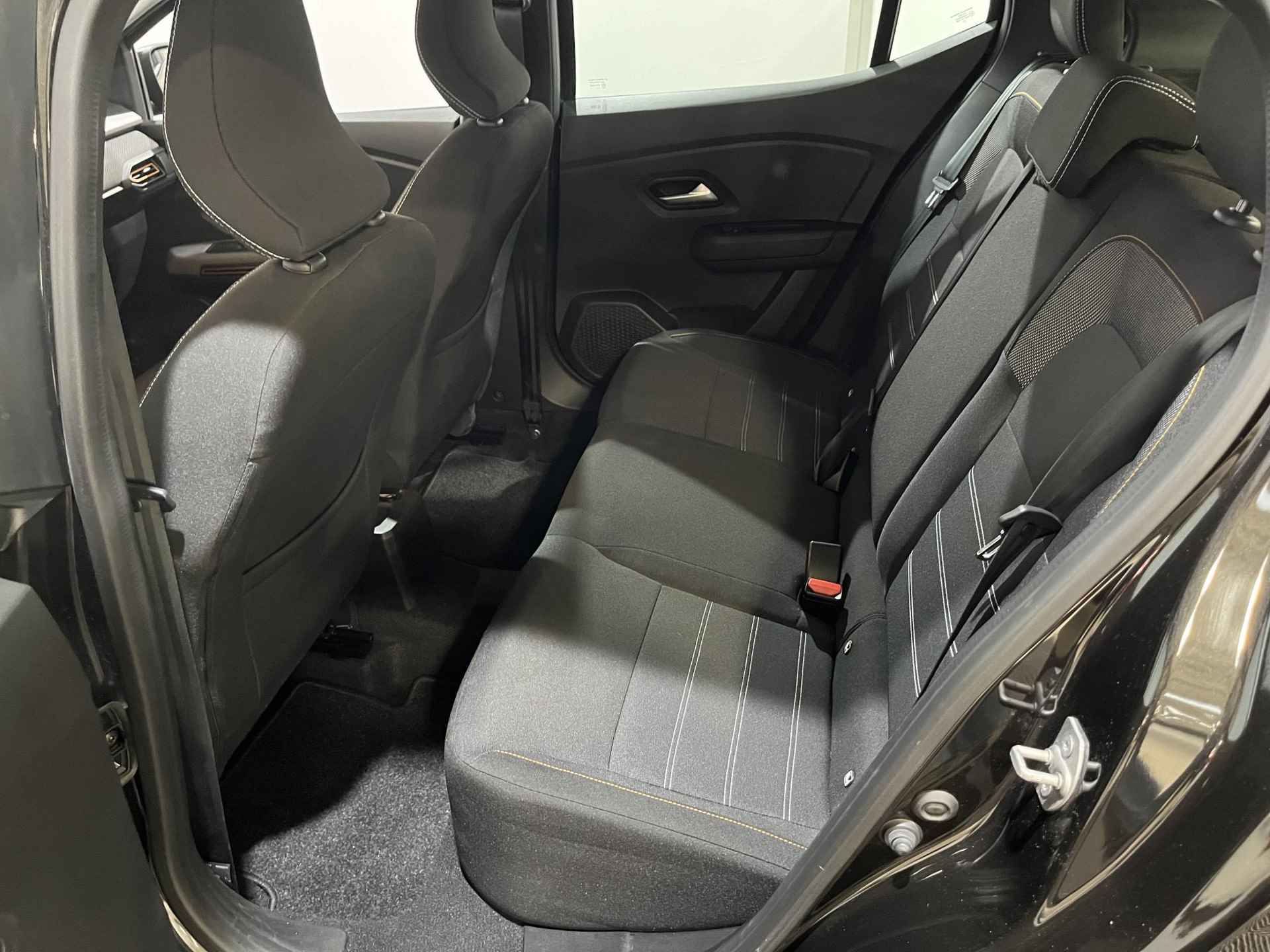Dacia Sandero 1.0 - 100PK TCe Bi-Fuel Expression | 1e eigenaar | Trekhaak | Apple CarPlay/Android Auto | Full LED | Camera | Cruise Control | Parkeersensoren | Climate Control | Licht & Regen Sensor | - 23/29