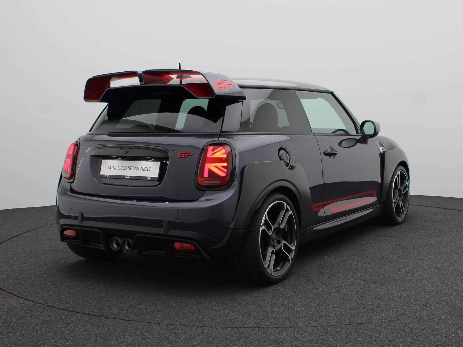 MINI 3-deurs John Cooper Works GP Connected Navigation Plus + 18'' + LED | Showroom Sale - 2/37