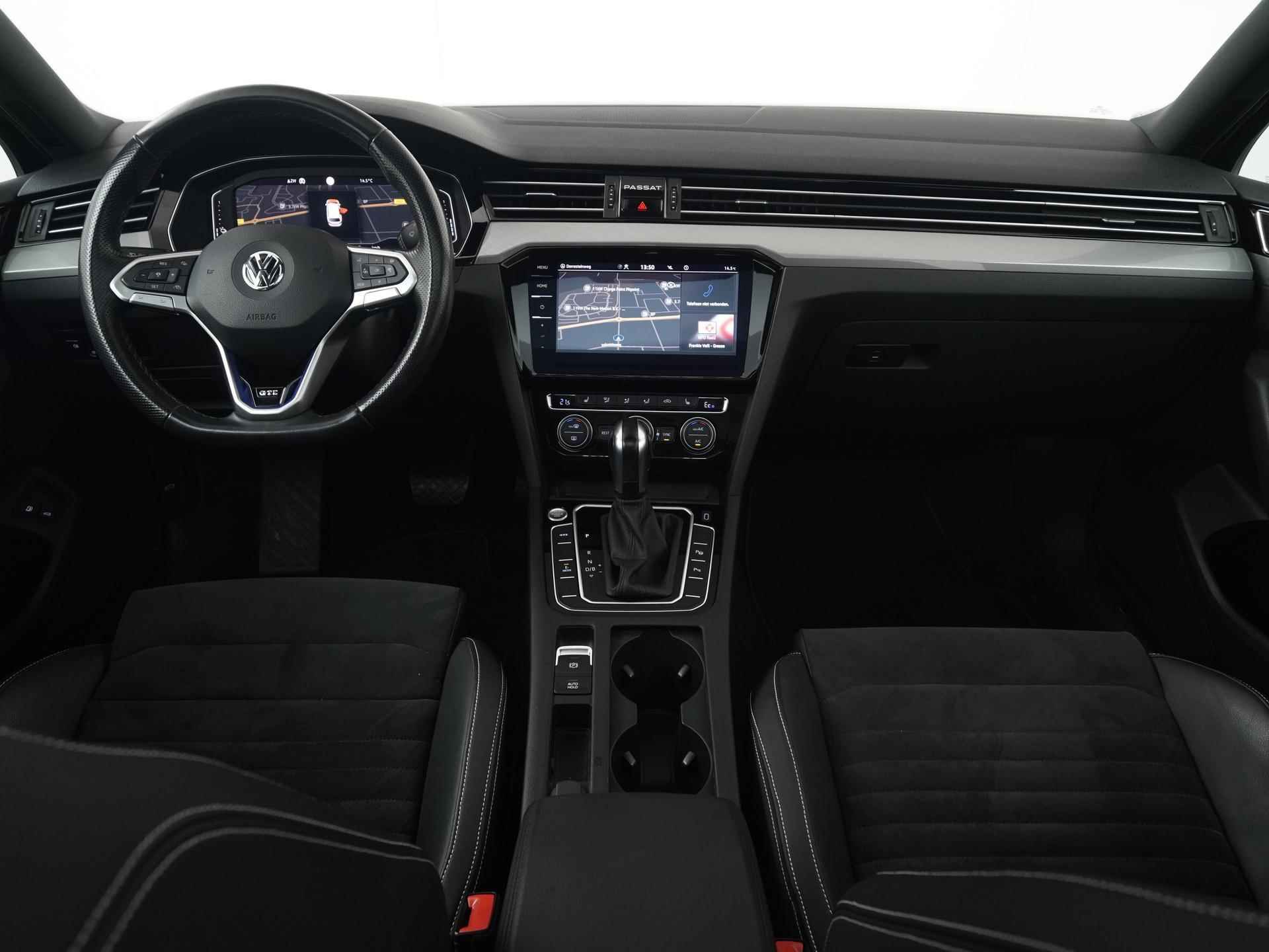 Volkswagen Passat Variant 1.4 TSI PHEV GTE | Panoramadak | Digital Cockpit | Trekhaak | Zondag Open! - 5/42